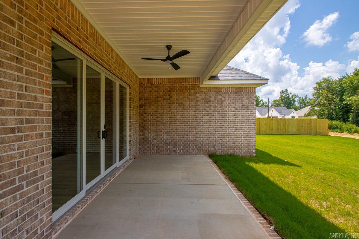 CREEKSIDE - Residential