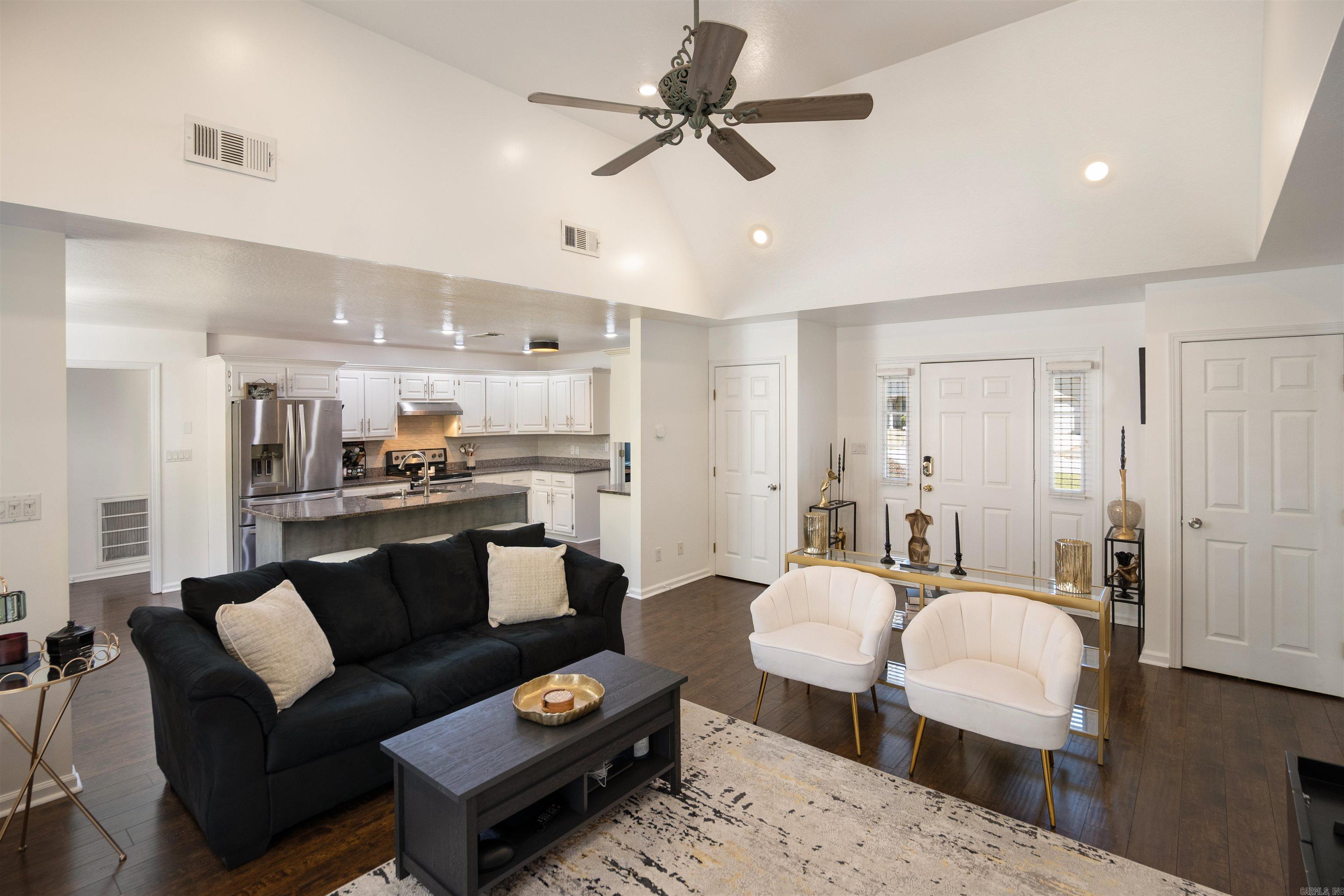 HUNTERS GLEN - Residential