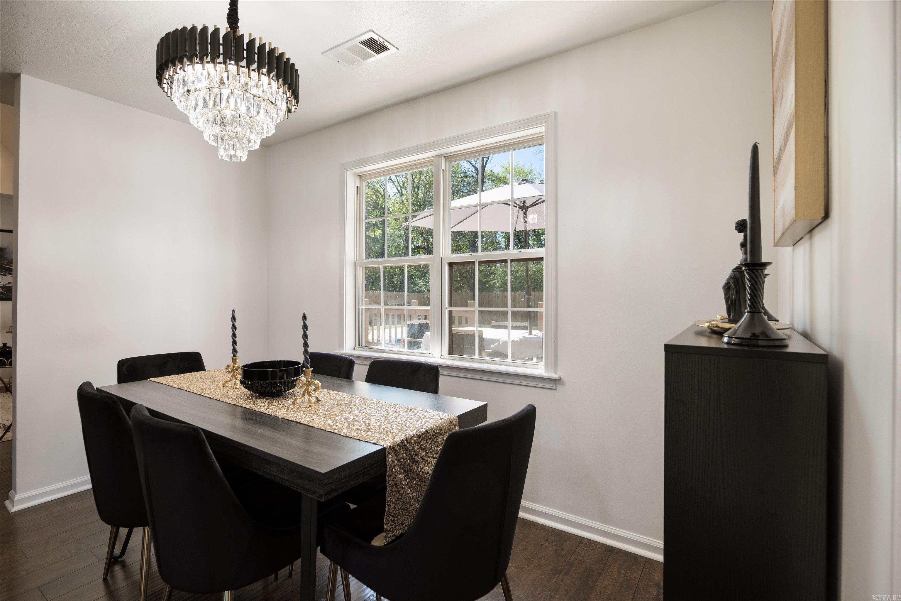 HUNTERS GLEN - Residential