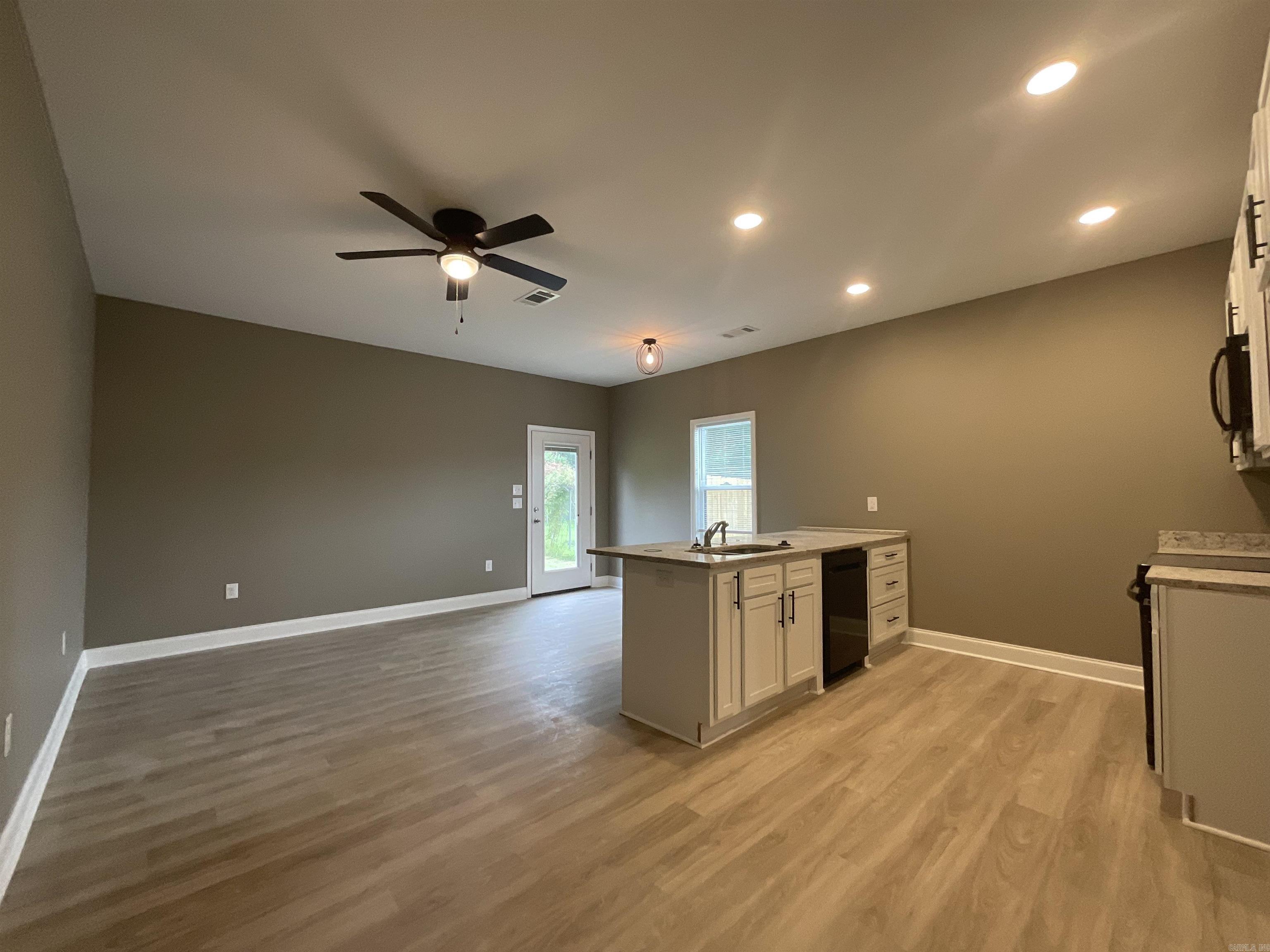 THE WRIGLEY PLACE ADDITION - Residential Income