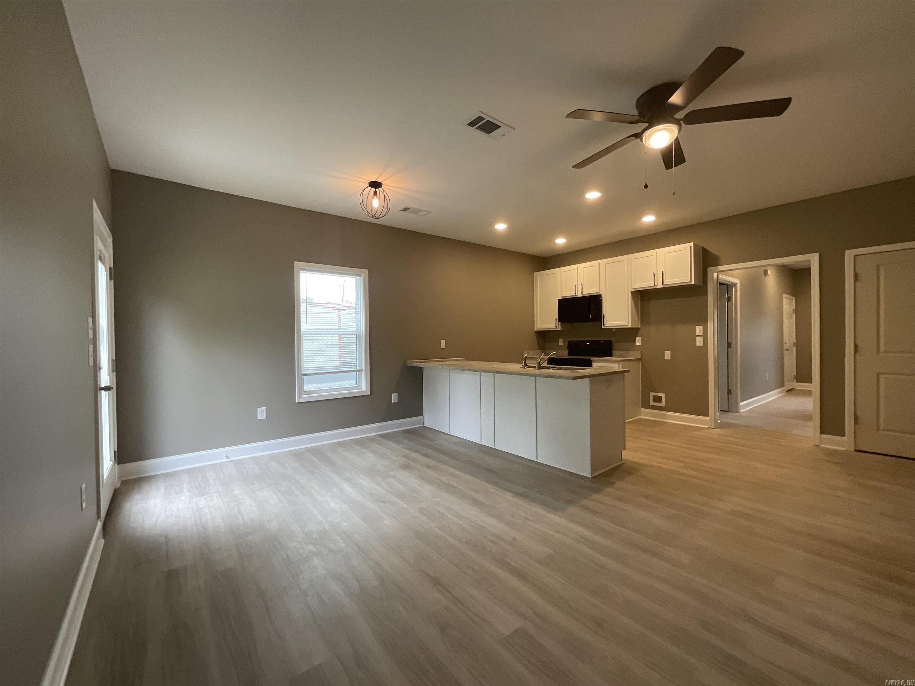 THE WRIGLEY PLACE ADDITION - Residential Income