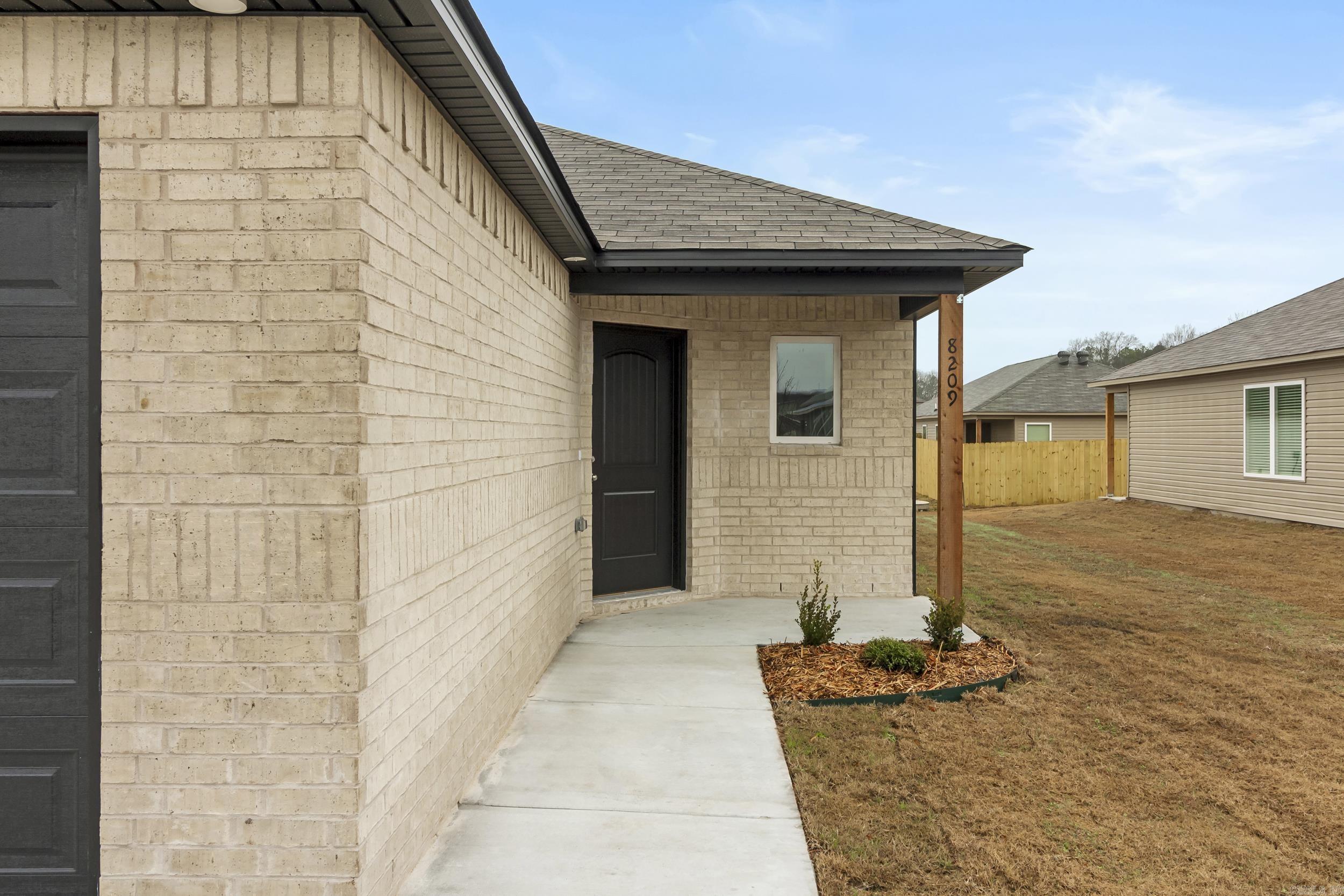 COUNTRY CLUB OF ARK THE - Residential