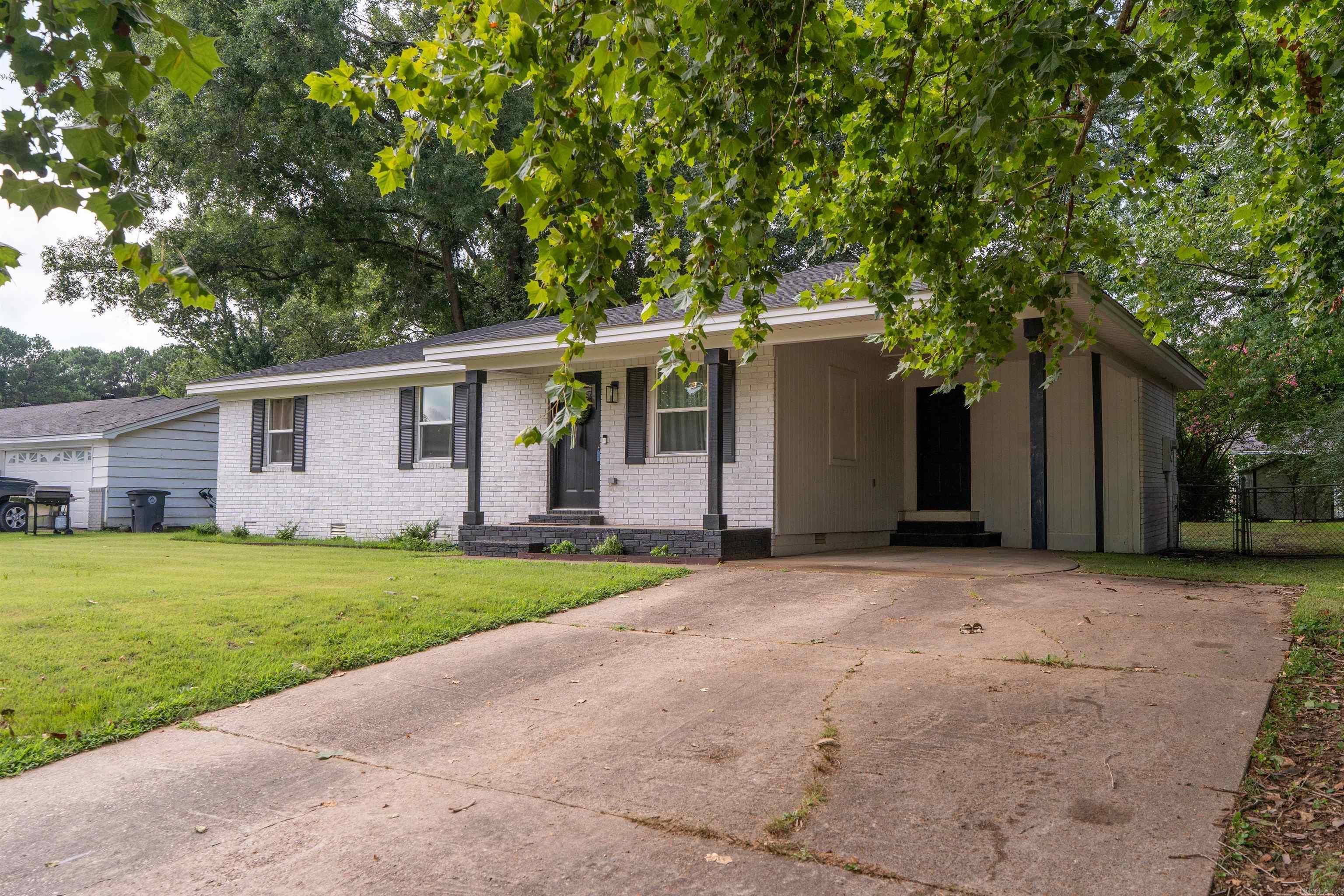 WESTERN HILLS ADD - Residential
