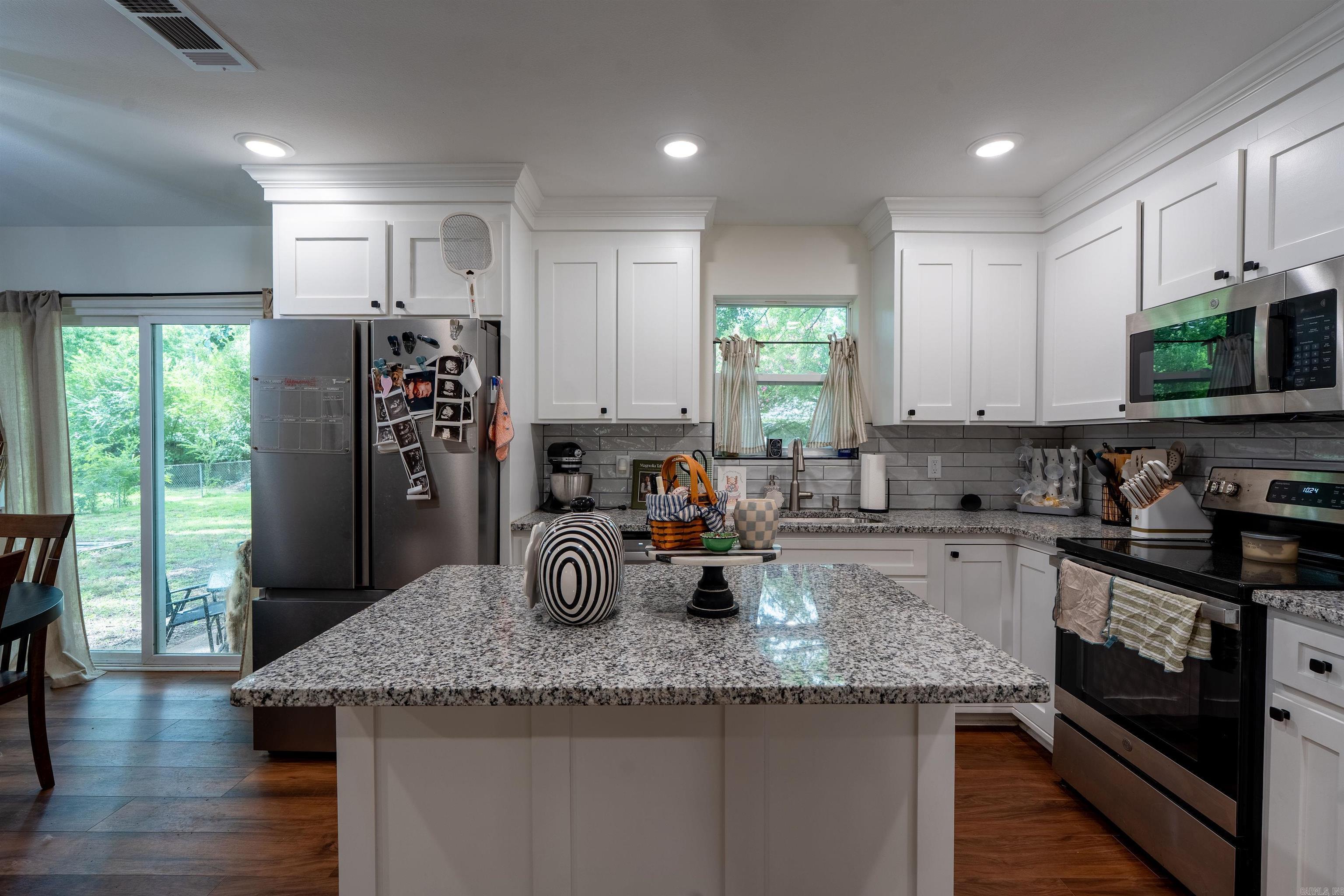 WESTERN HILLS ADD - Residential