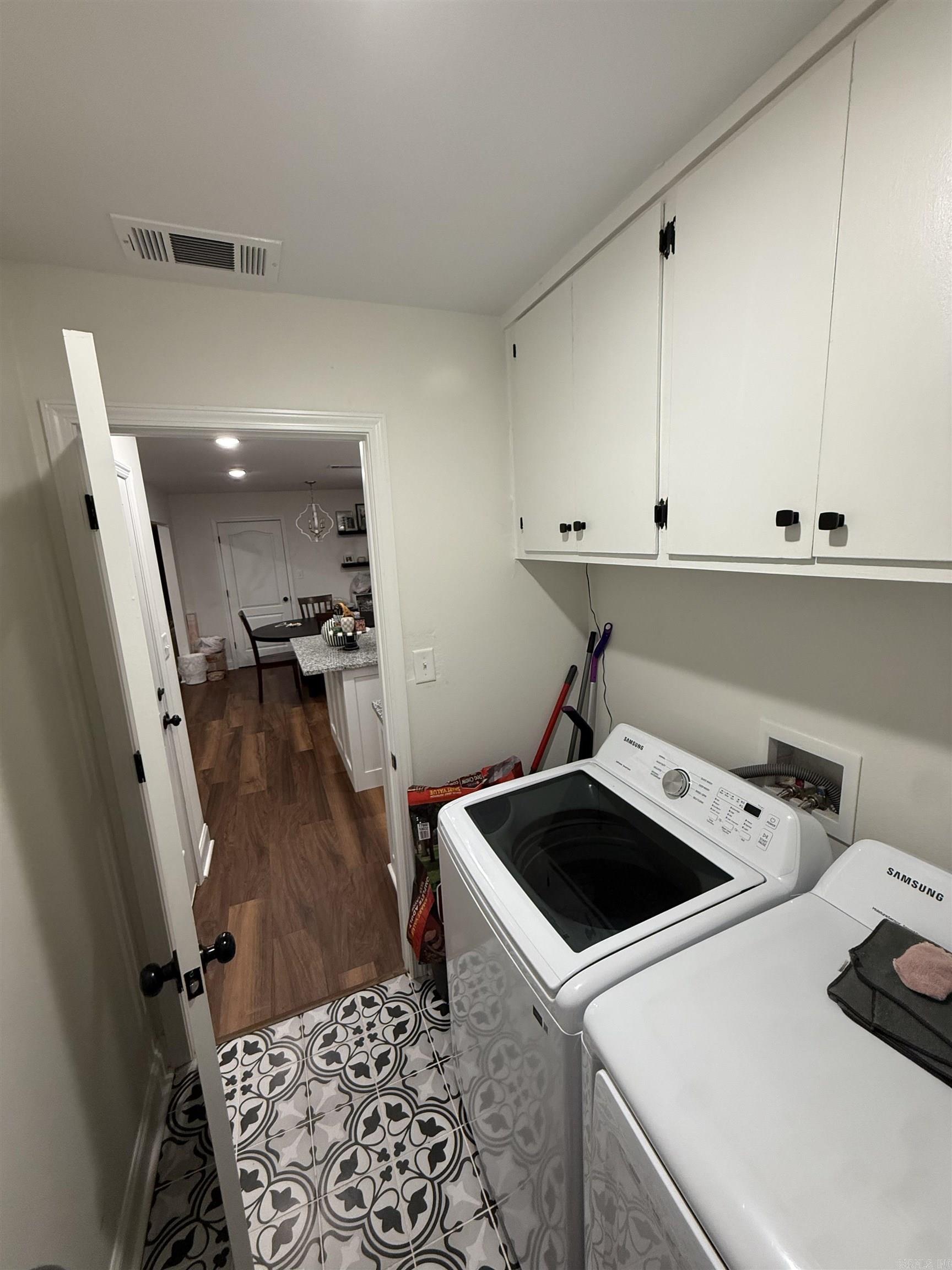 WESTERN HILLS ADD - Residential