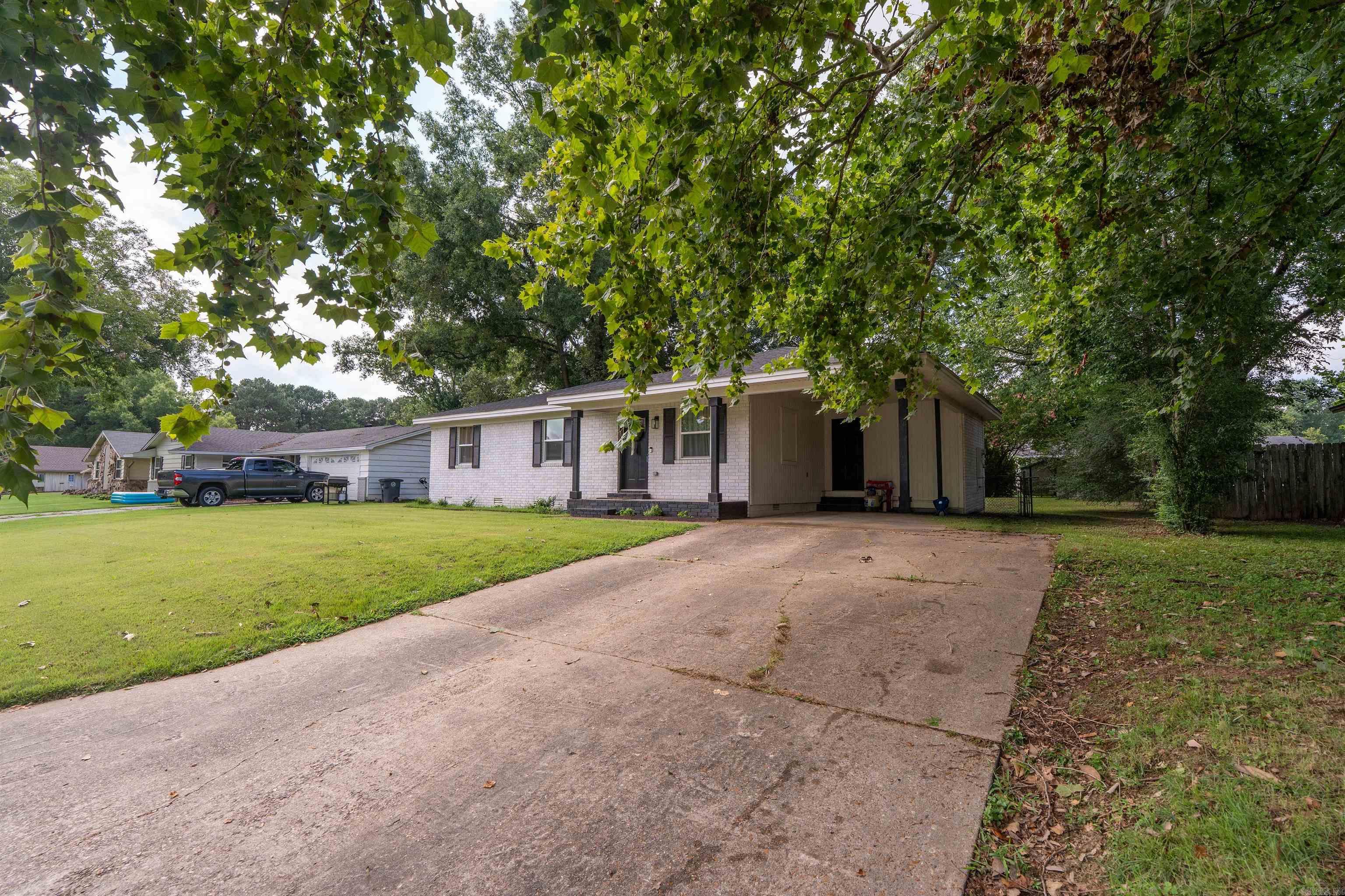 WESTERN HILLS ADD - Residential