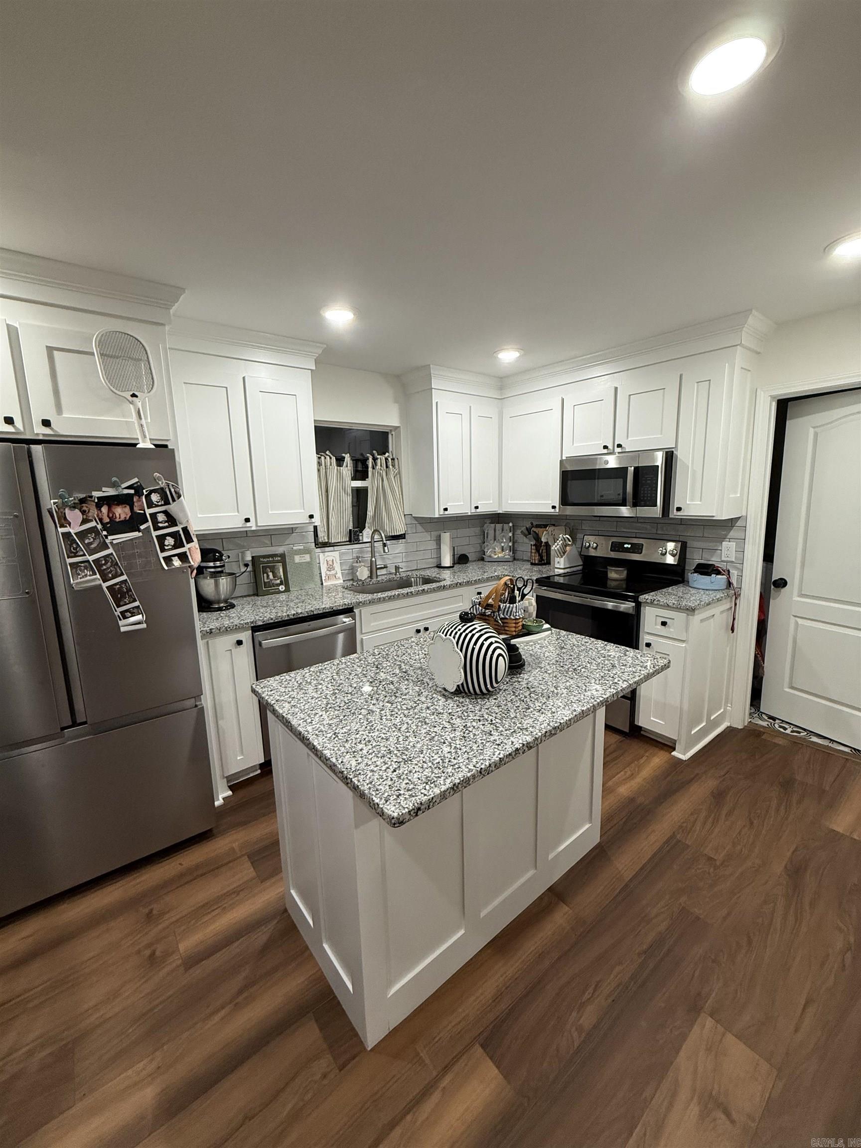 WESTERN HILLS ADD - Residential
