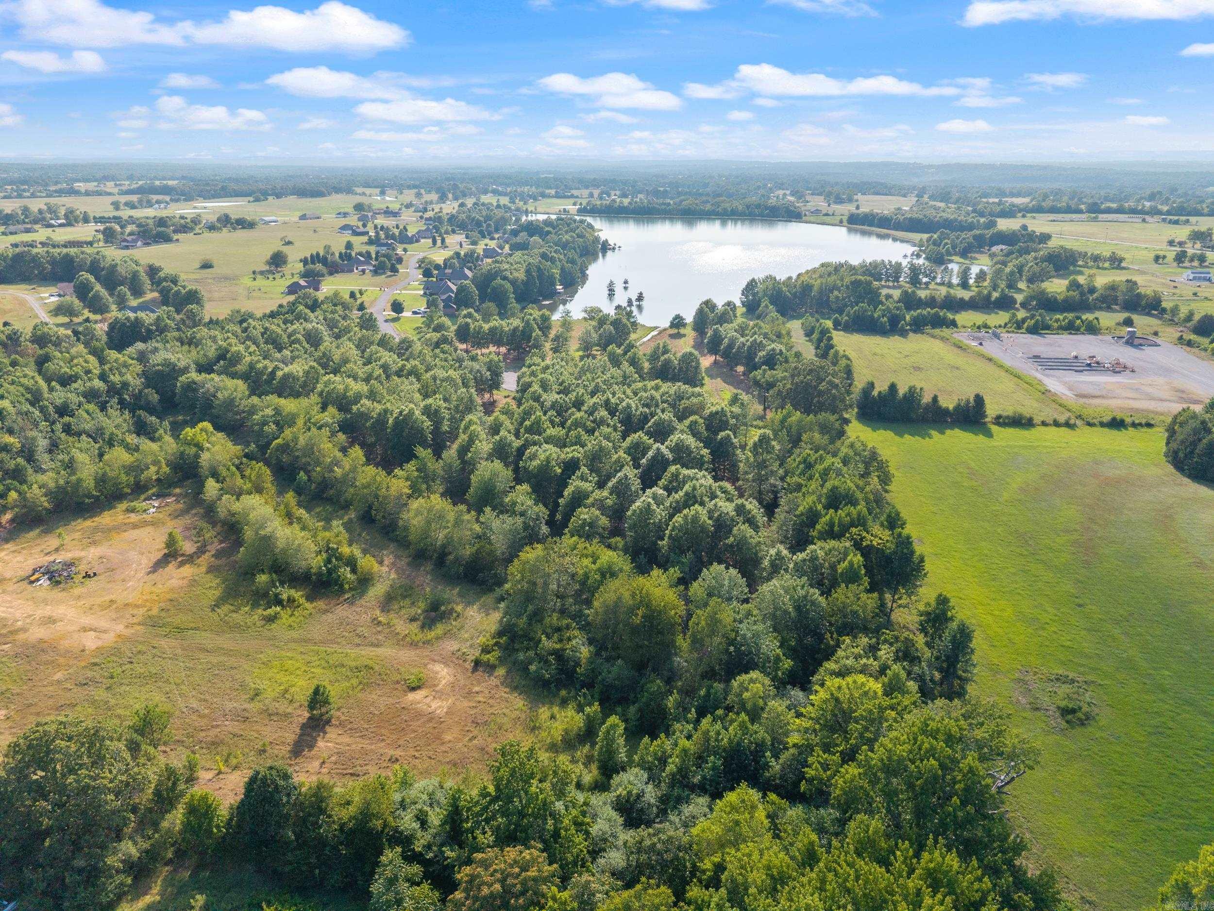 Win Meadow - Land