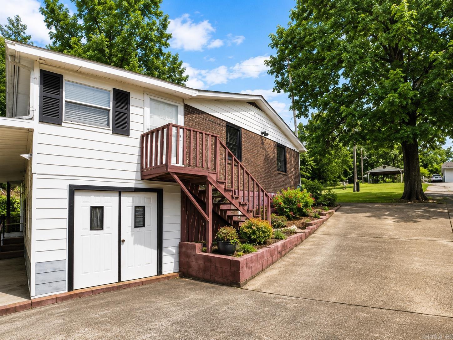 Landmark - Residential