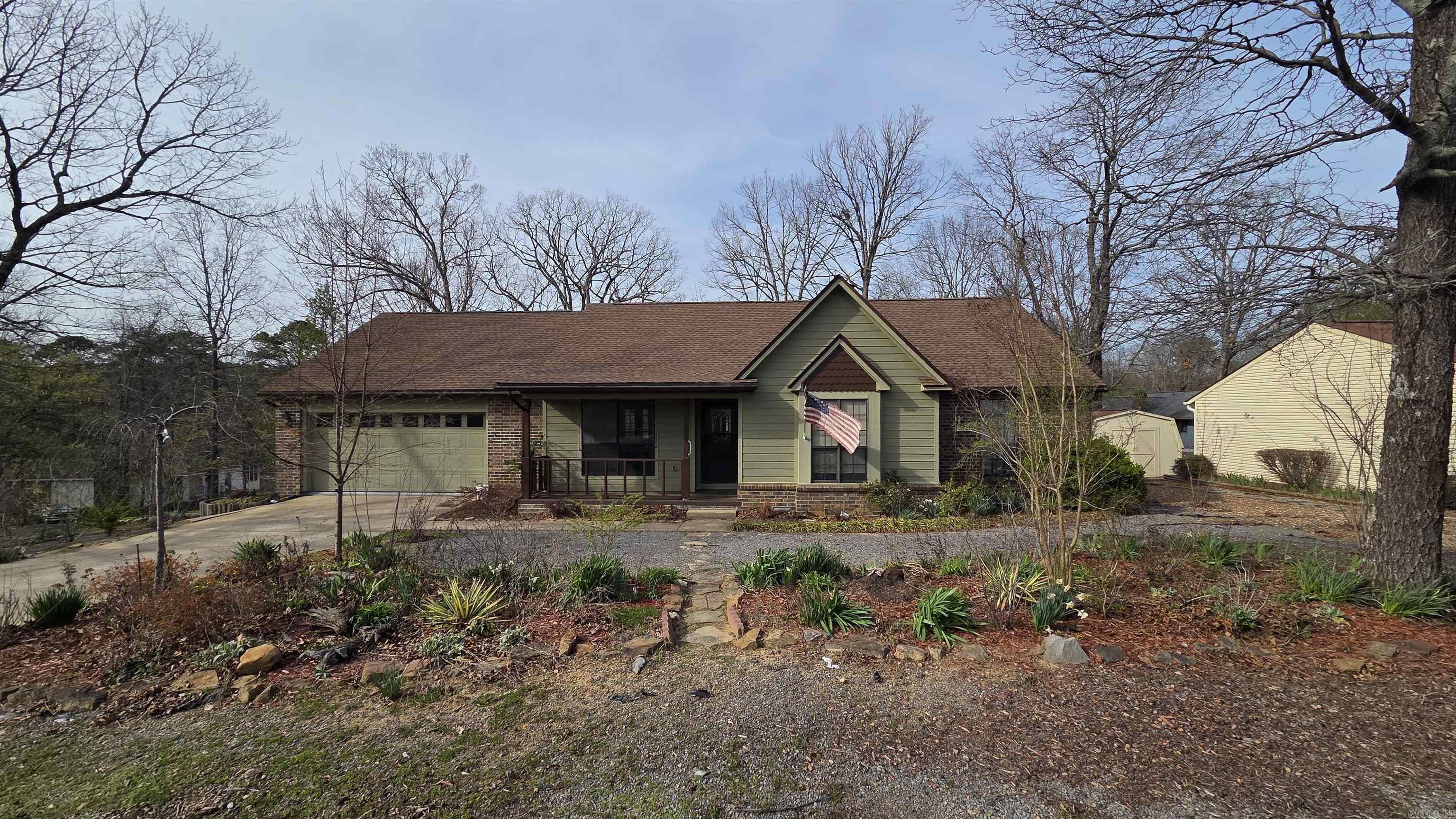 CASTLE RIDGE - Residential