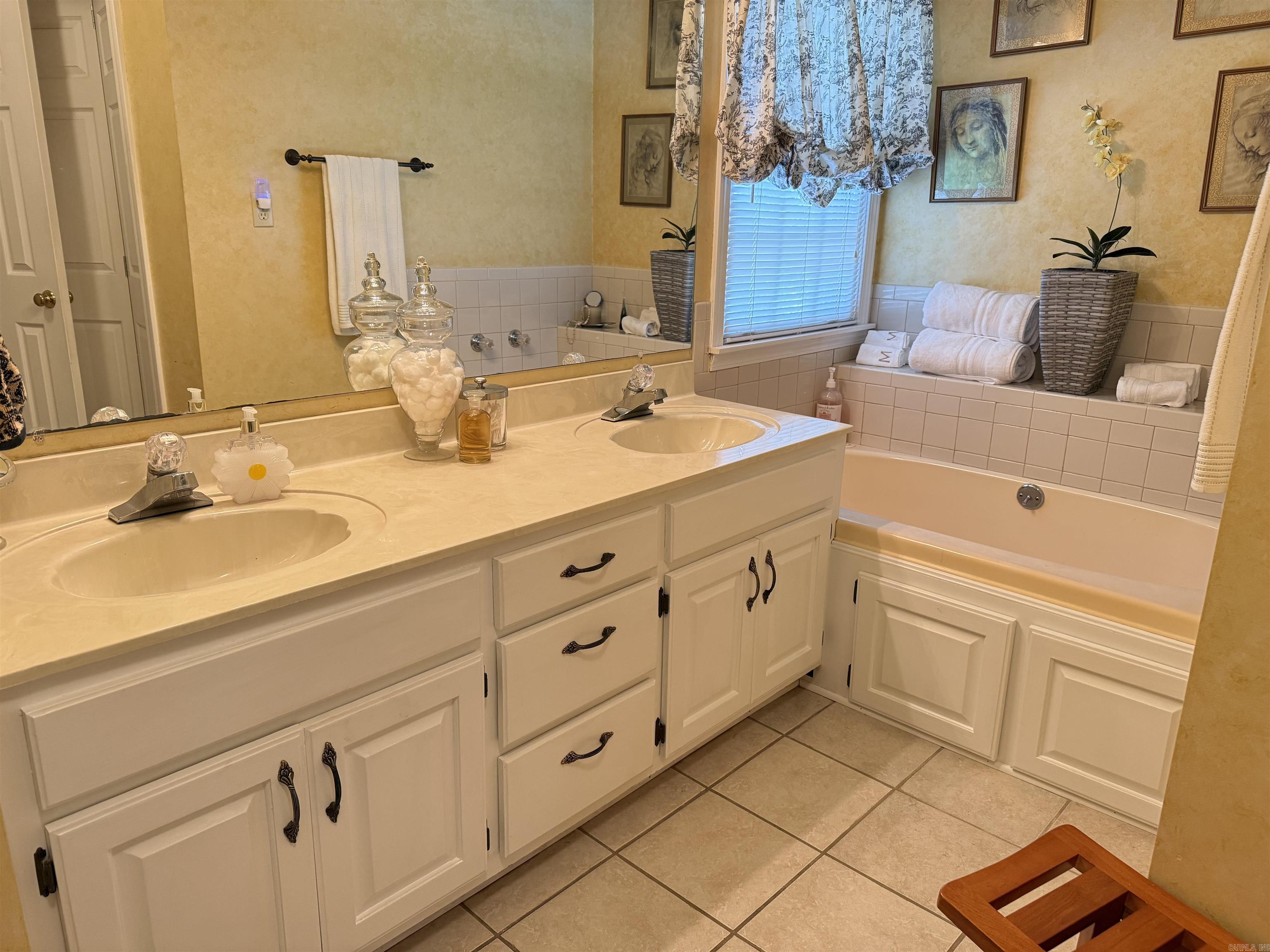 Summer Oaks - Residential