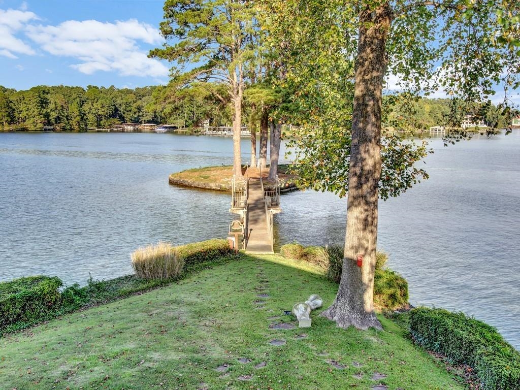 EASTBOROUGH SHORES - Residential