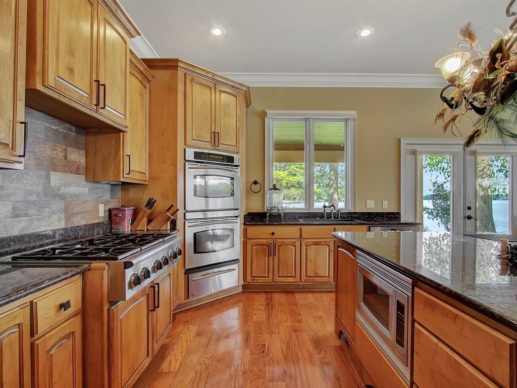EASTBOROUGH SHORES - Residential