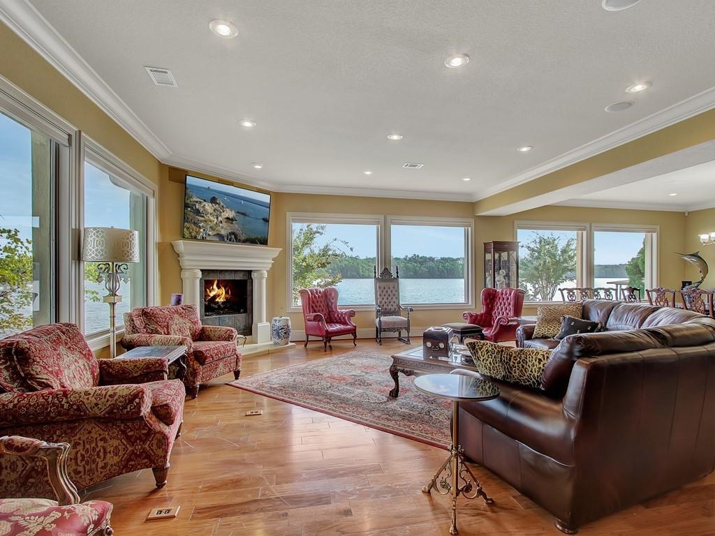 EASTBOROUGH SHORES - Residential