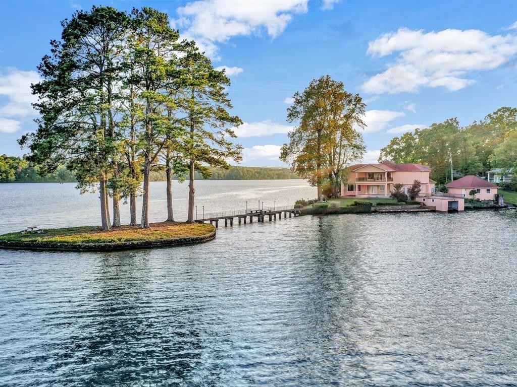 EASTBOROUGH SHORES - Residential