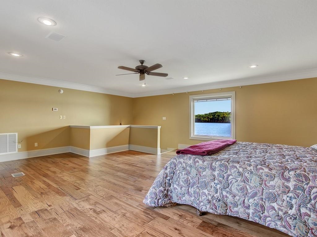 EASTBOROUGH SHORES - Residential