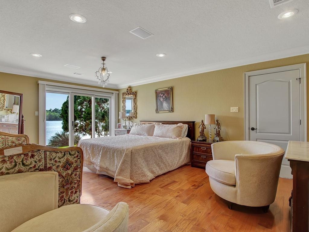 EASTBOROUGH SHORES - Residential