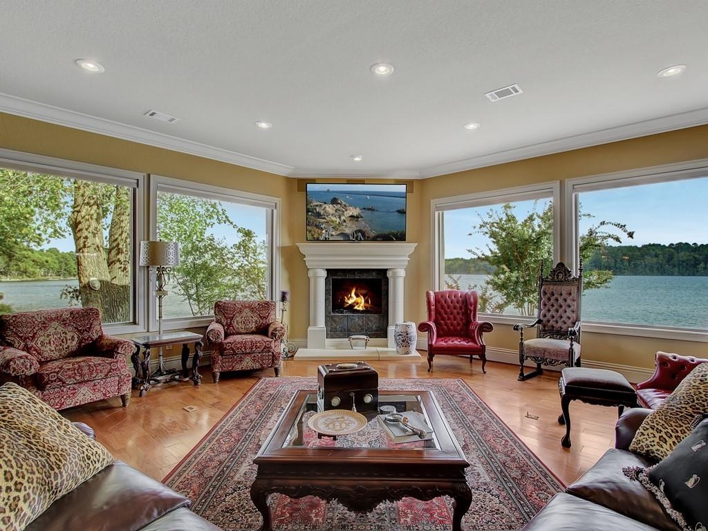 EASTBOROUGH SHORES - Residential