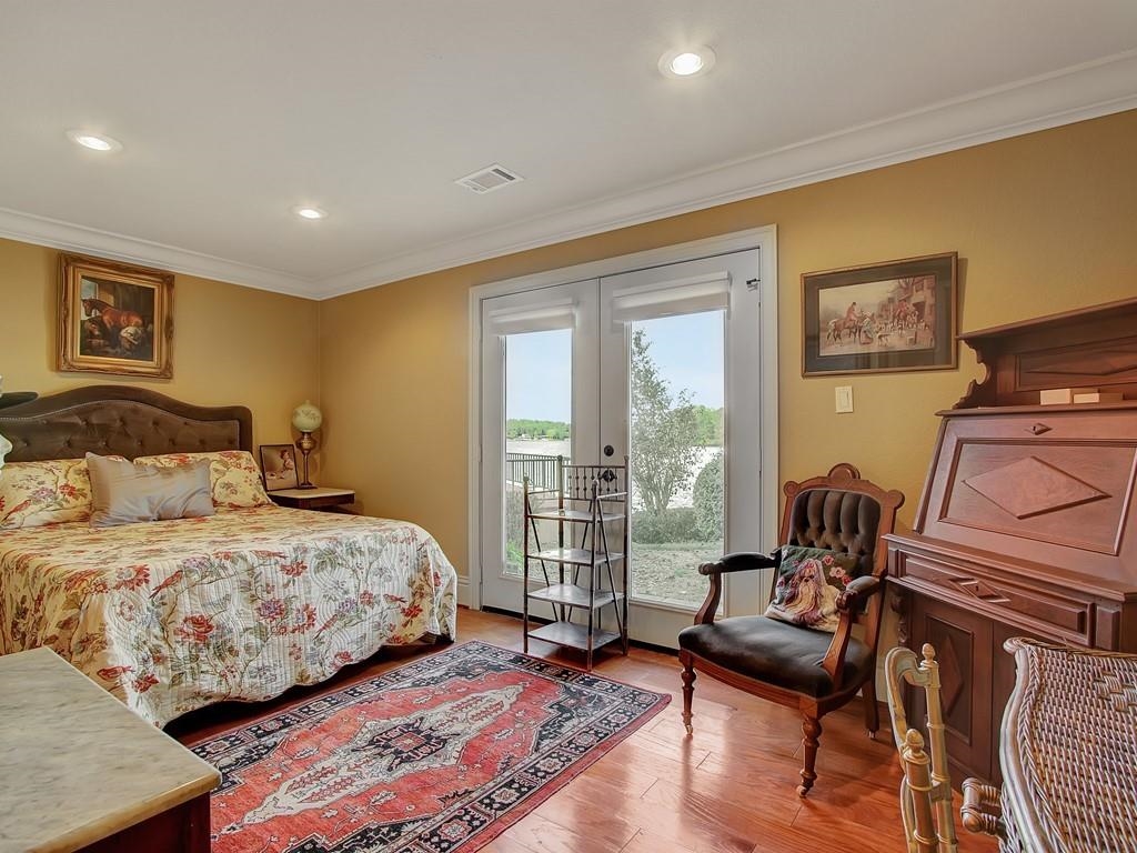 EASTBOROUGH SHORES - Residential