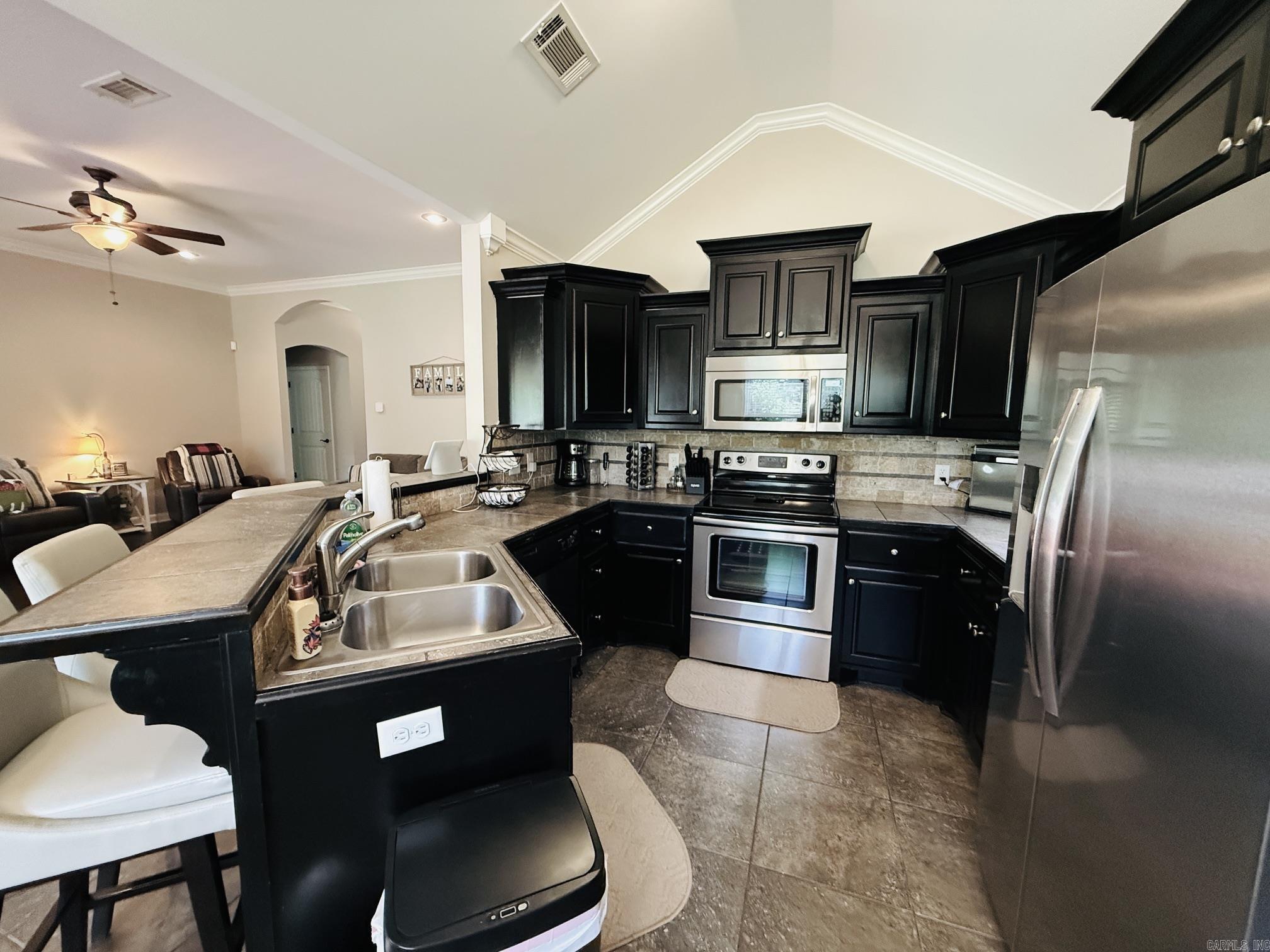 EAST RIDGE - Residential
