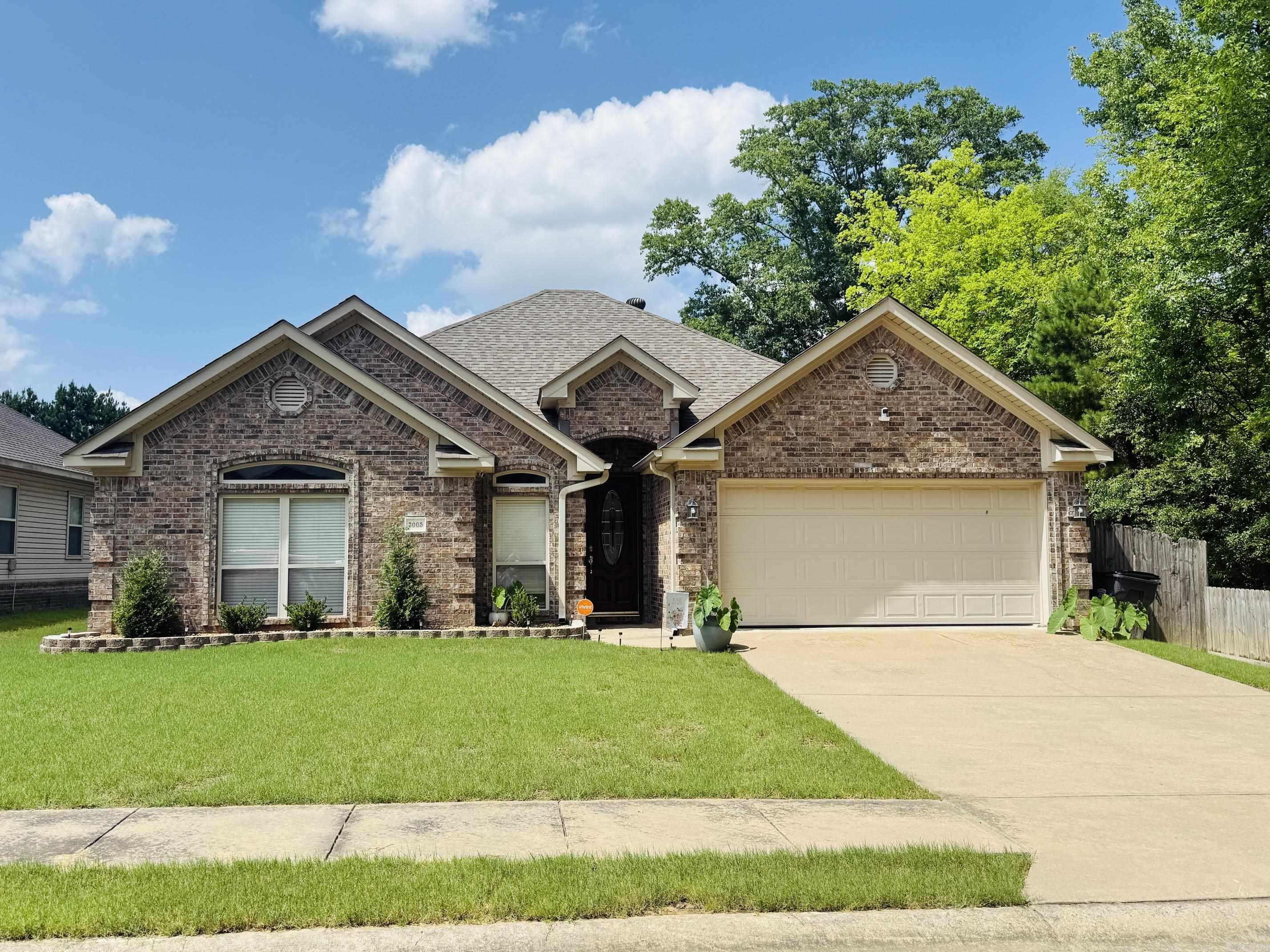 EAST RIDGE - Residential