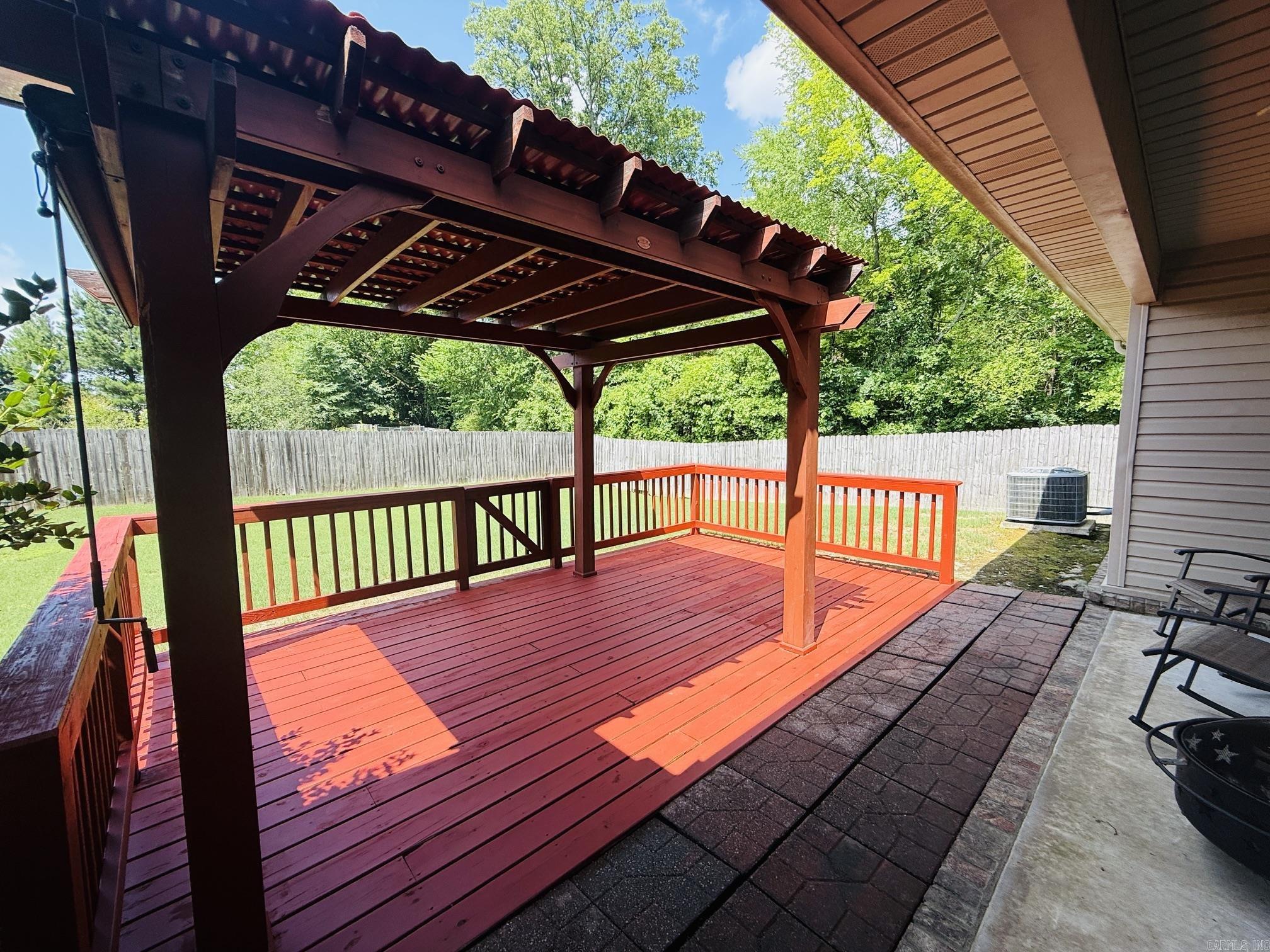 EAST RIDGE - Residential