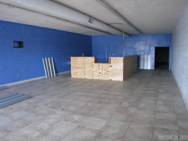3N-10-19 - Commercial Sale