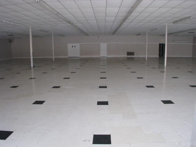 3N-10-19 - Commercial Sale