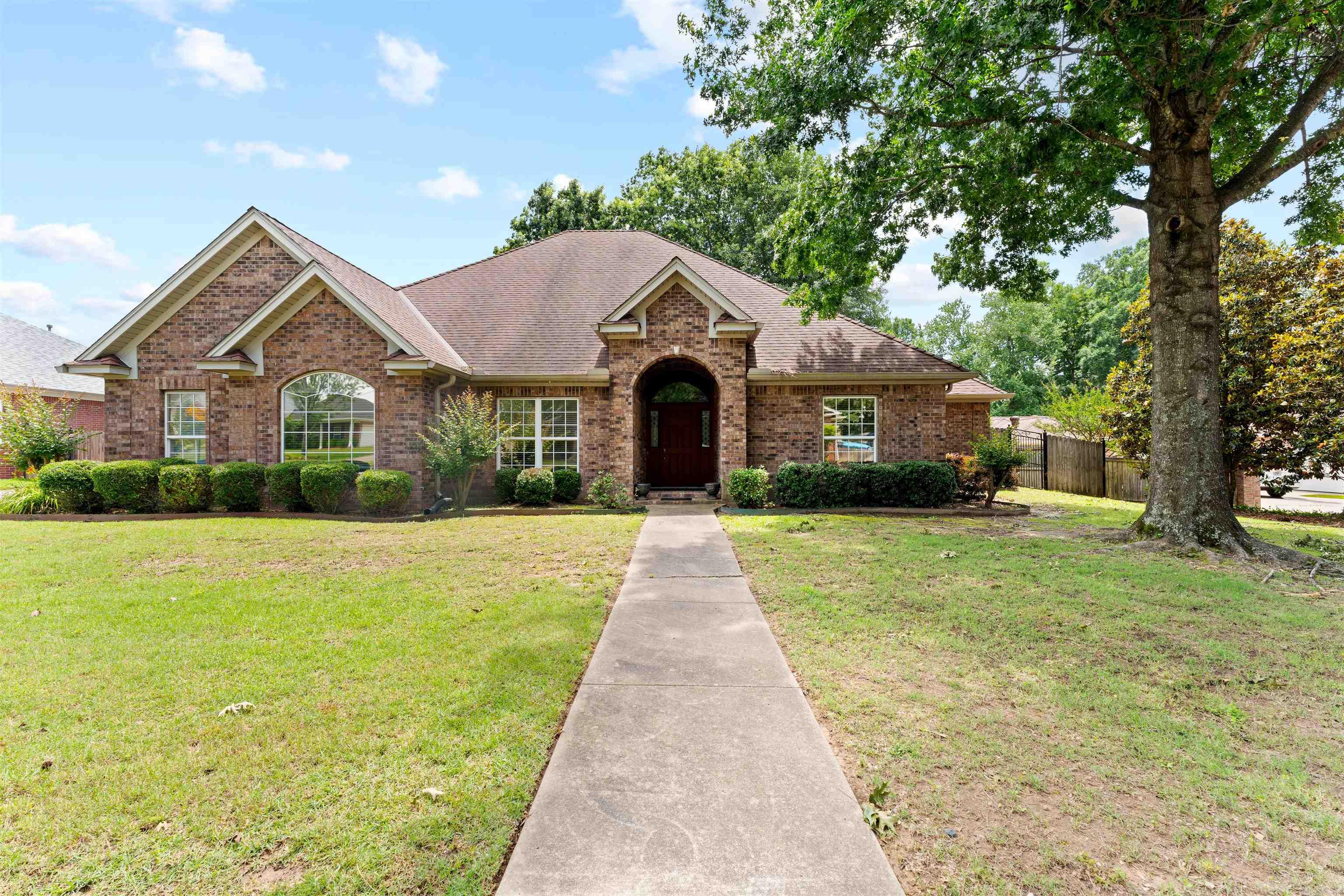 WESTPOINTE - Residential