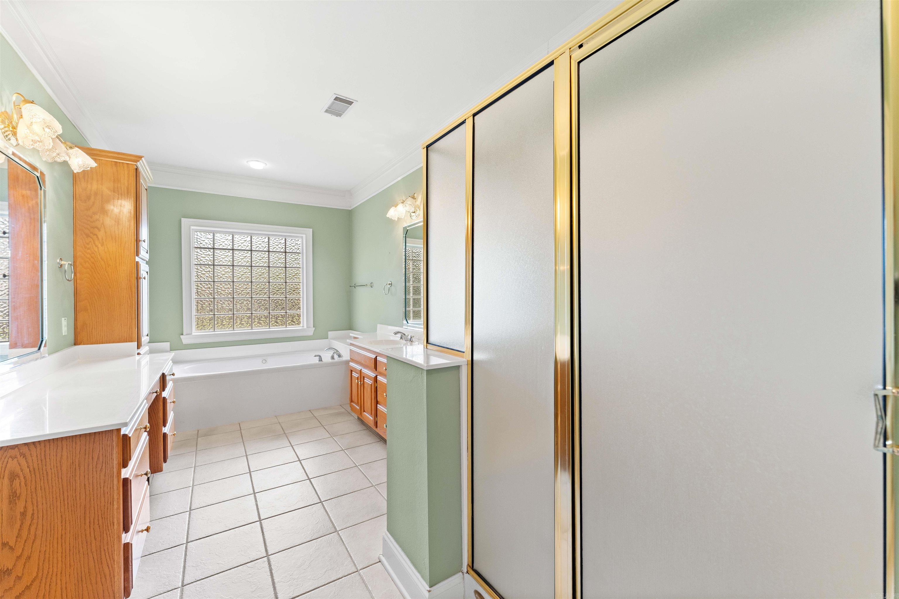 WESTPOINTE - Residential