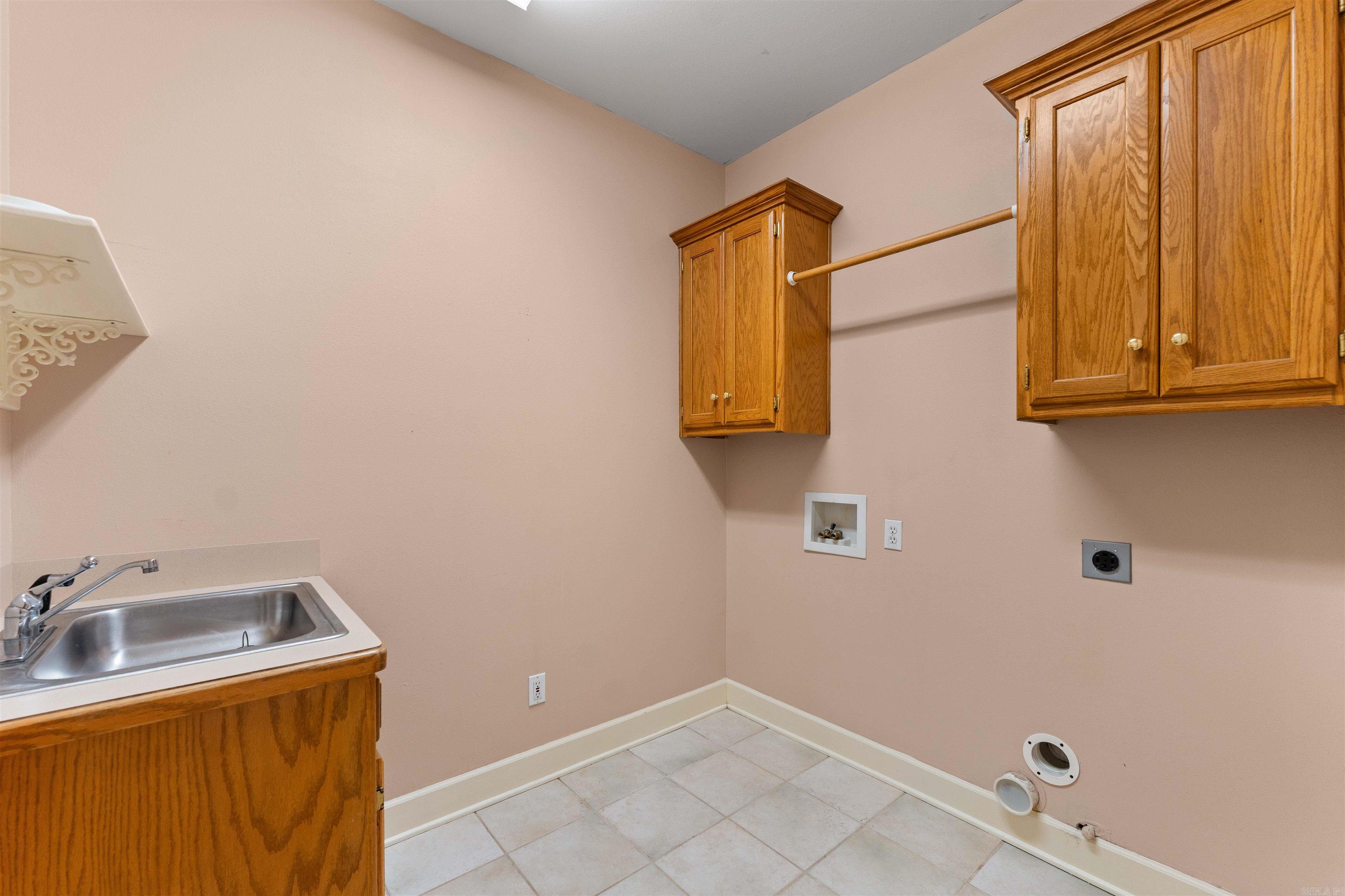 WESTPOINTE - Residential