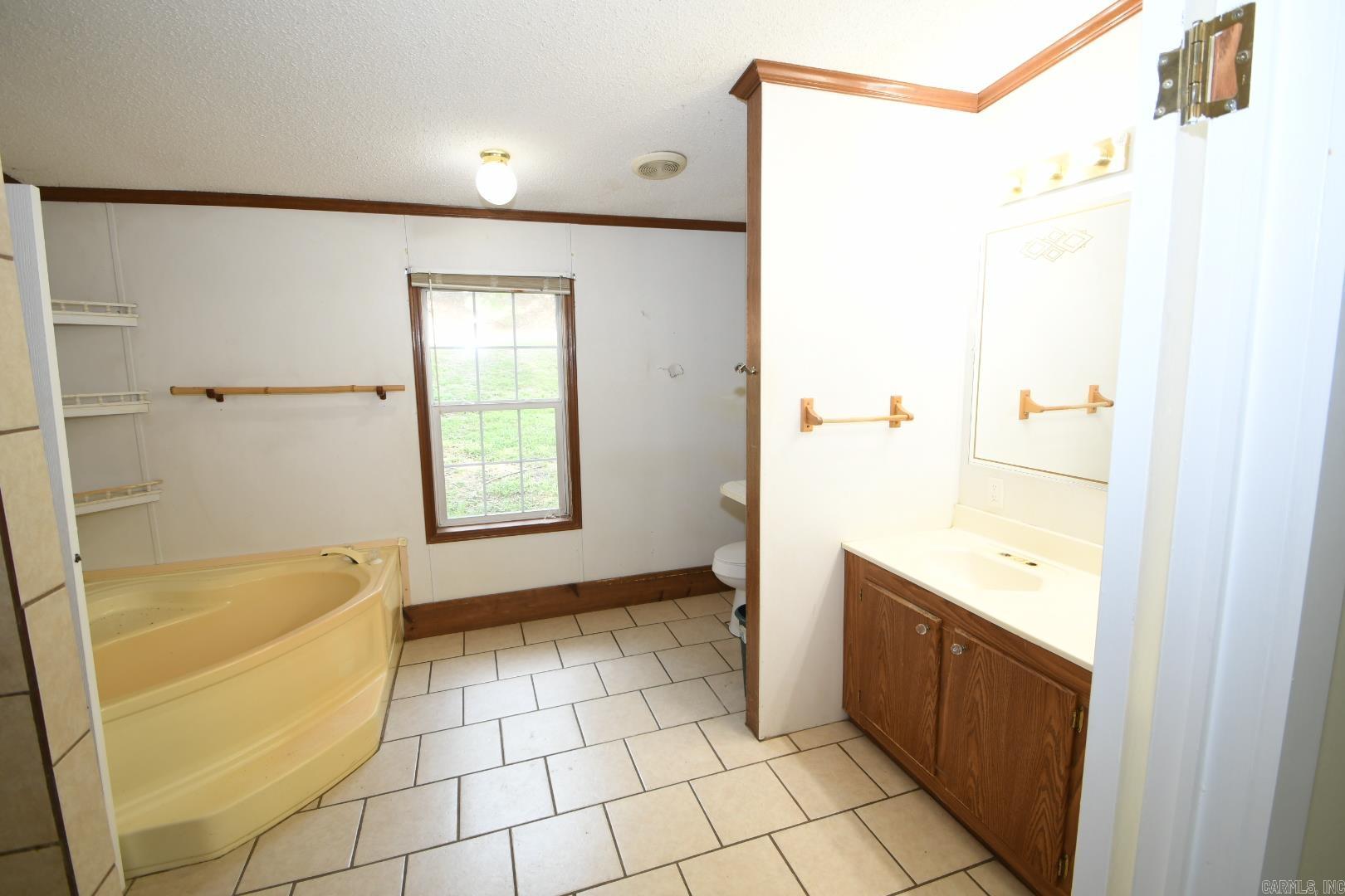 WISHFUL THINKING LAKE ESTATES - Residential