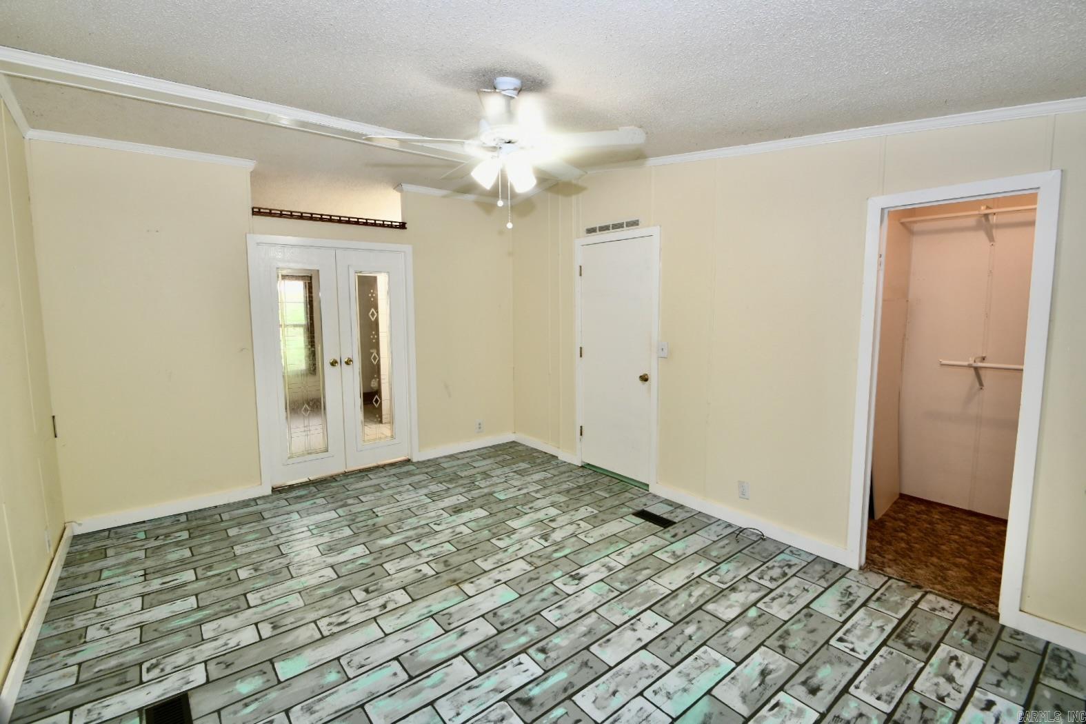 WISHFUL THINKING LAKE ESTATES - Residential