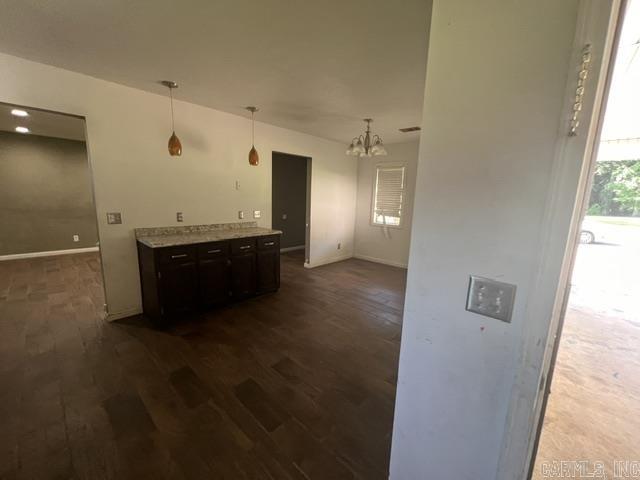 VILLAGE WEST - Residential