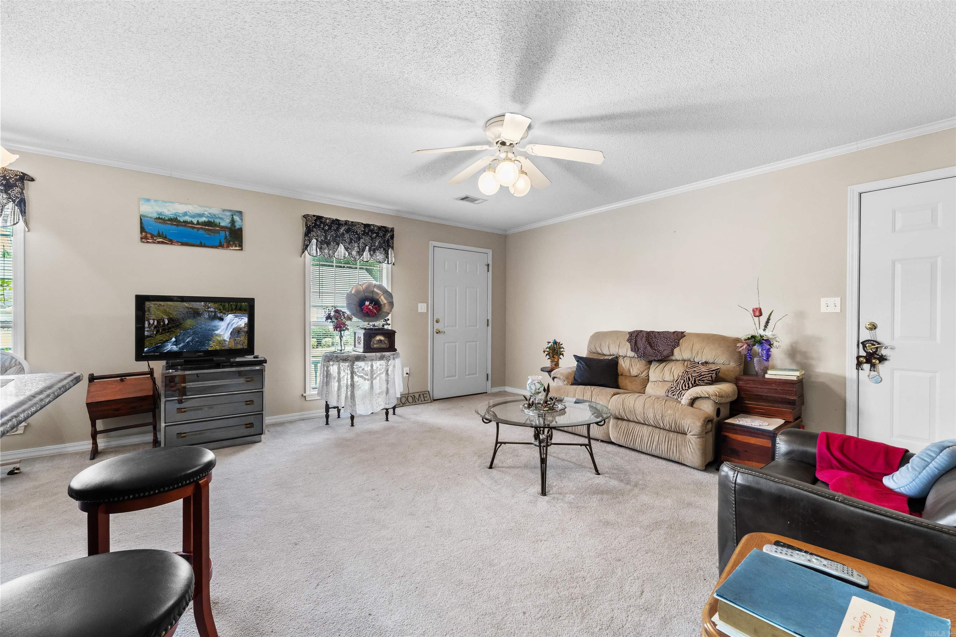 RIVER OAKS COMMONS - Residential