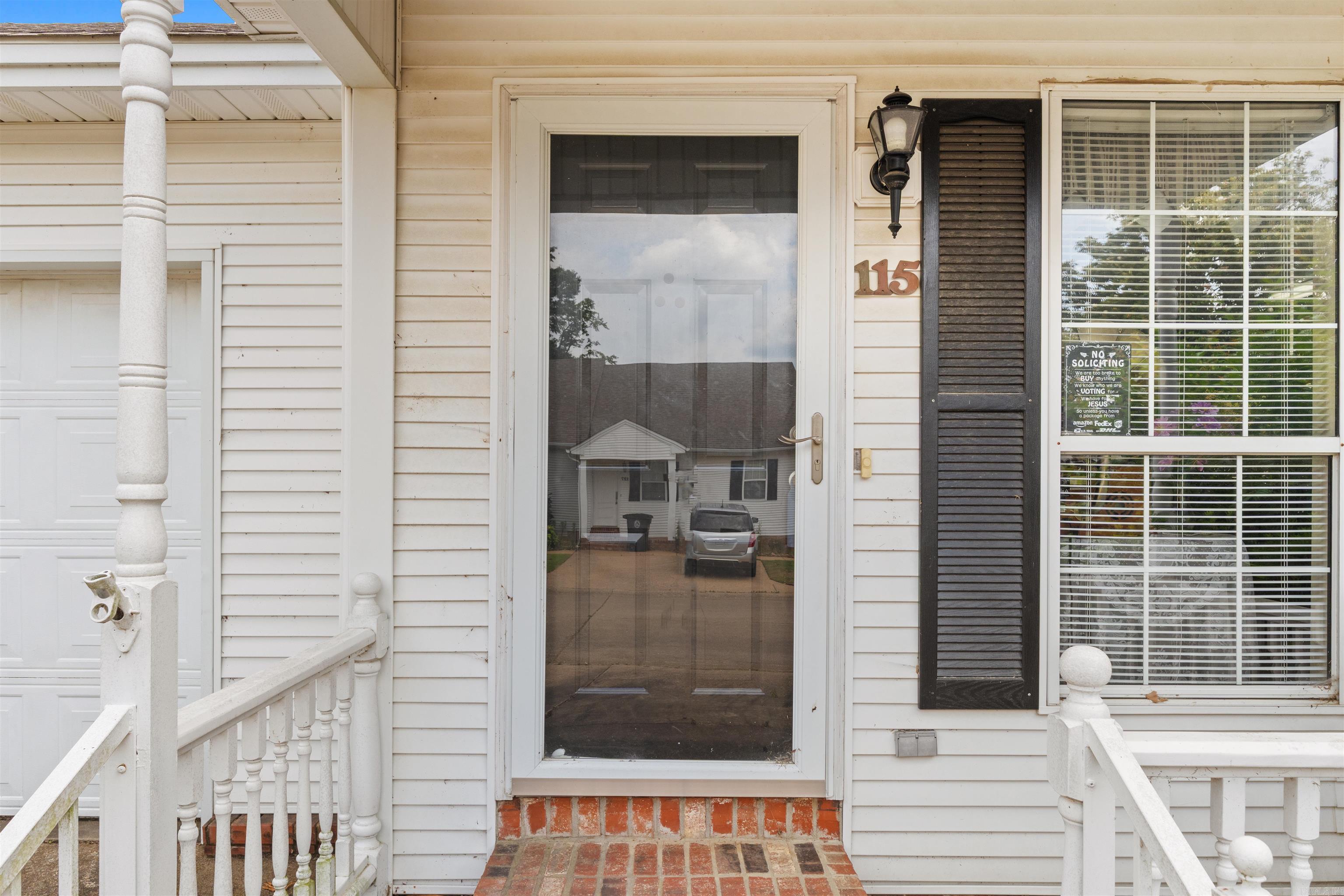 RIVER OAKS COMMONS - Residential