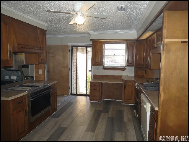 SHANNON HILLS s - Residential