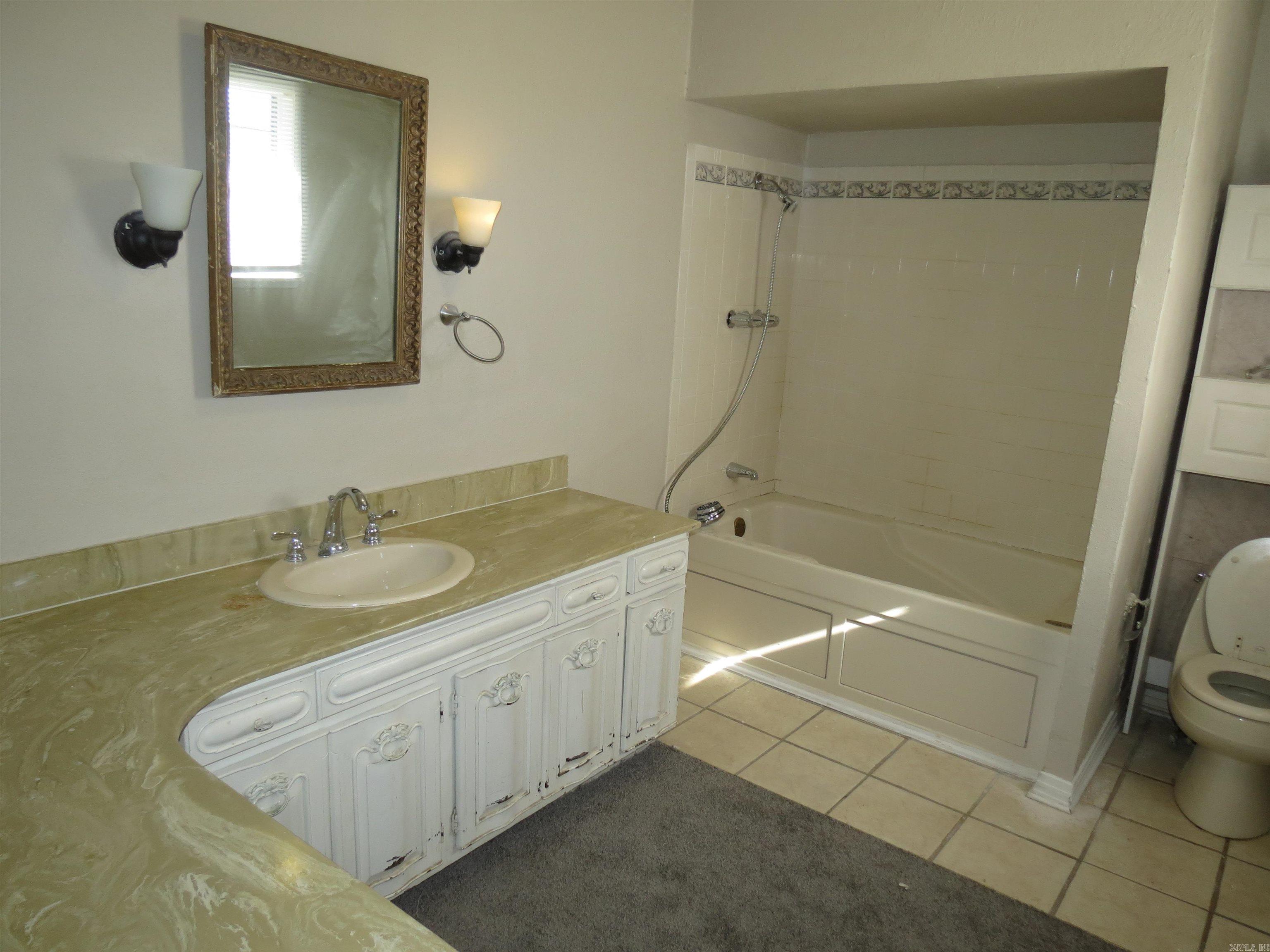 SHANNON HILLS s - Residential