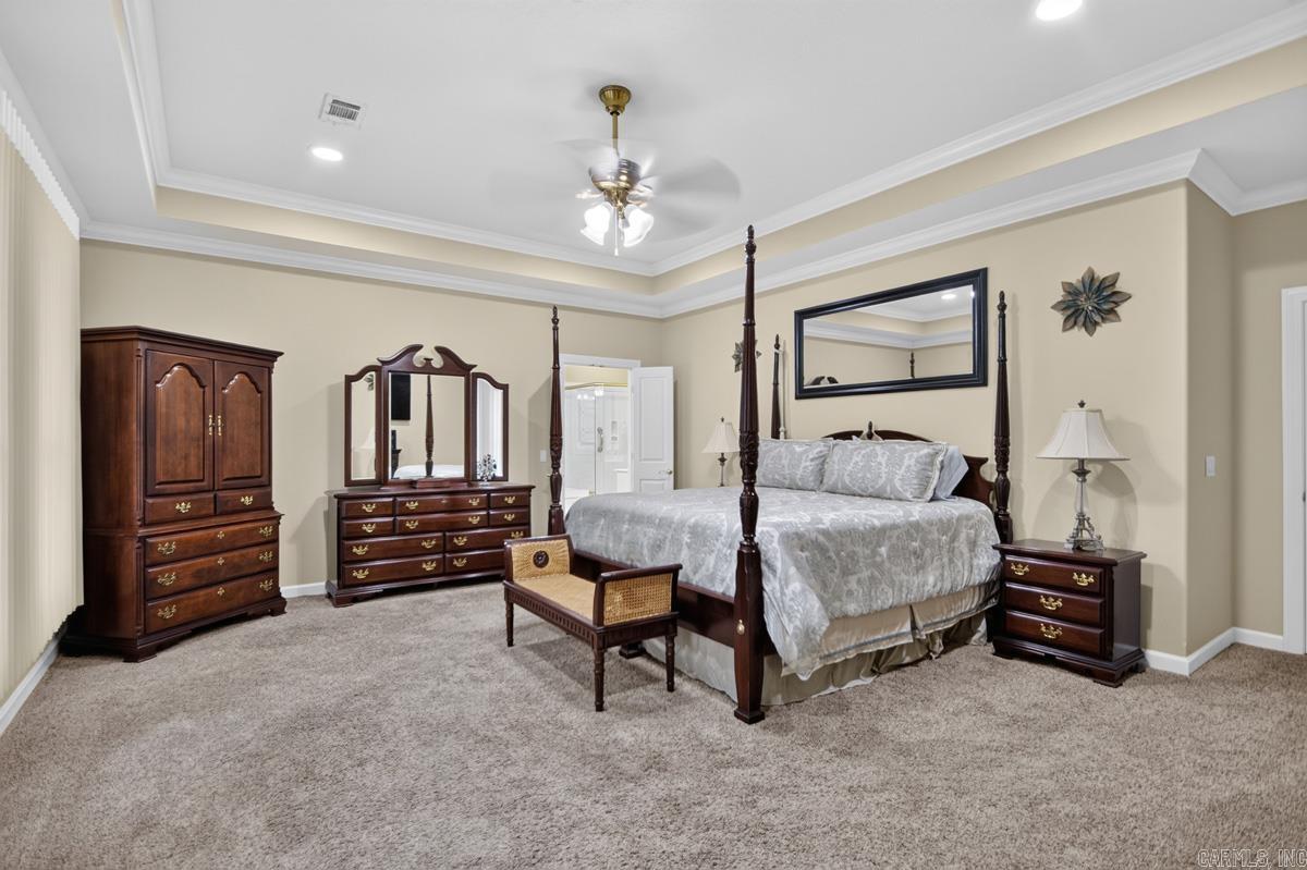 ISABELLA - Residential