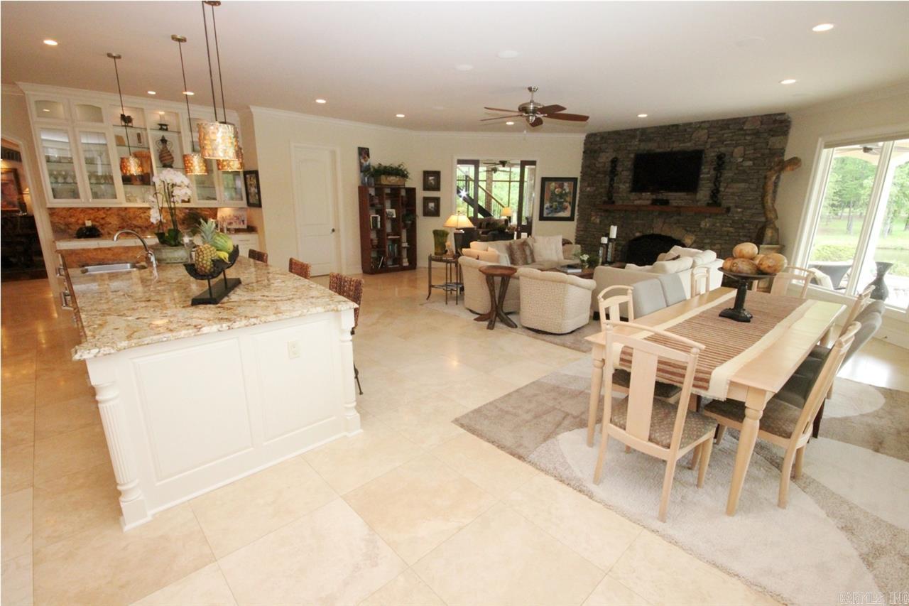 CHENAL VALLEY SOLOGNE CIRCLE - Residential