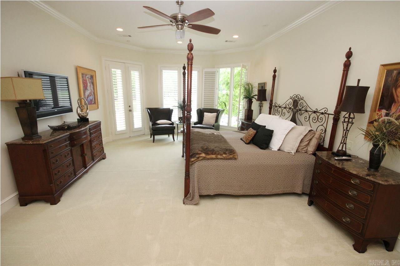 CHENAL VALLEY SOLOGNE CIRCLE - Residential