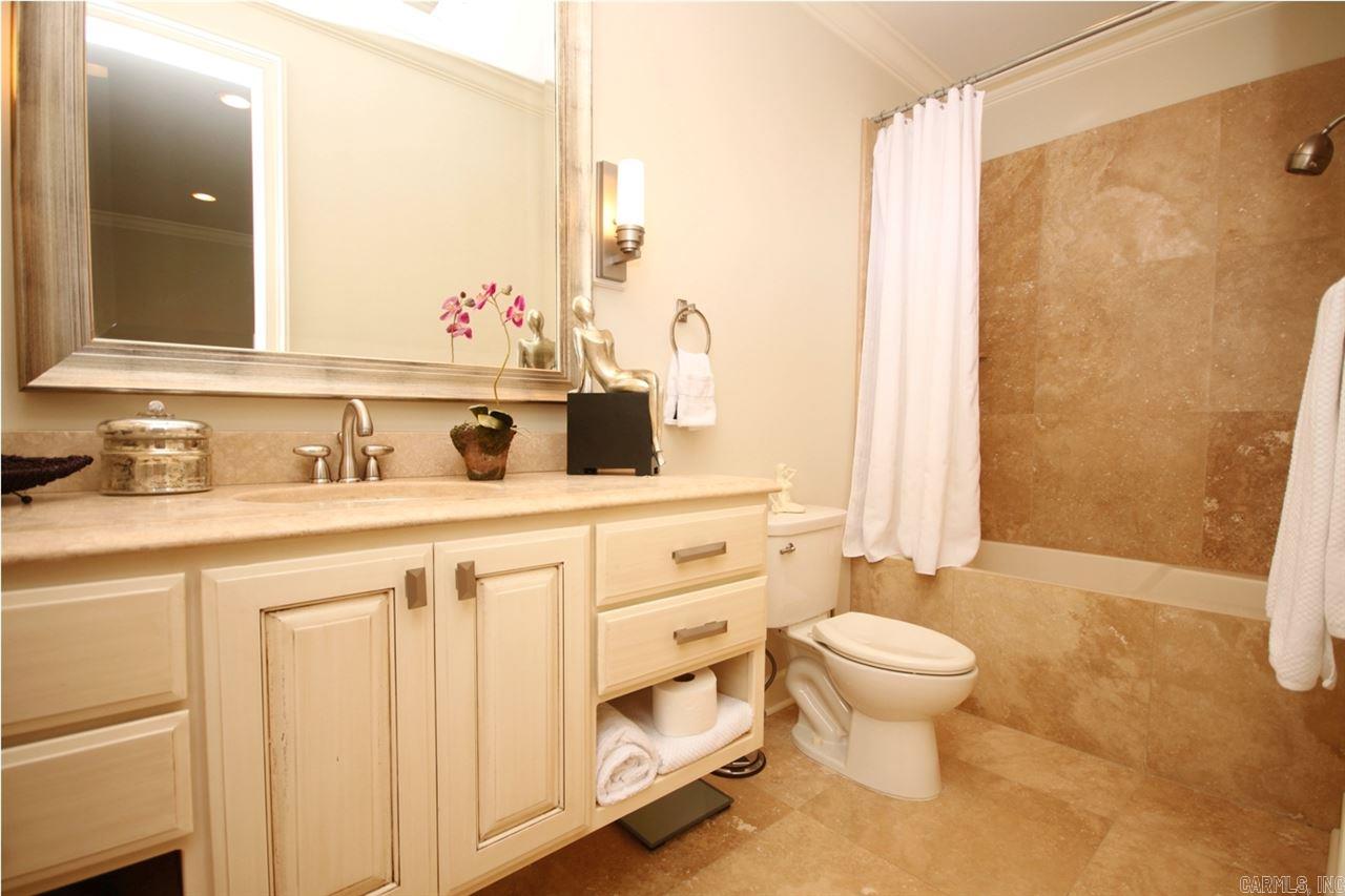 CHENAL VALLEY SOLOGNE CIRCLE - Residential