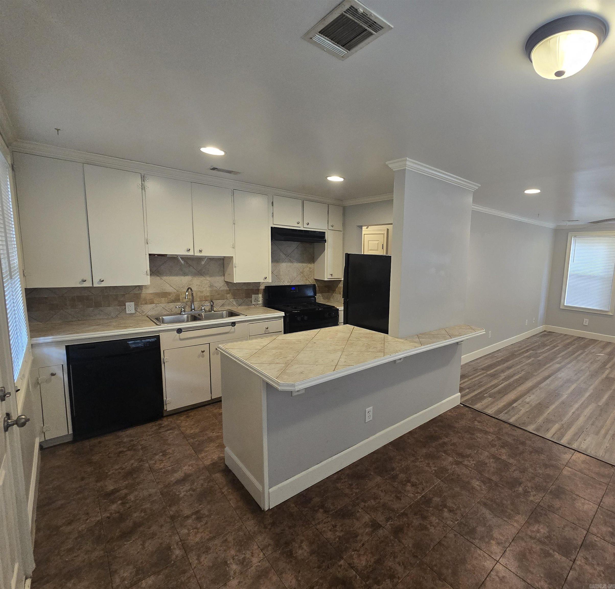 Cherry & Cox - Residential Lease