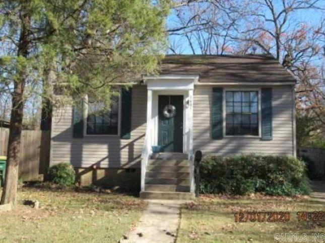 Cute 2BD/1BA in Little Rock that is waiting for you to call home. Close to shopping, dining, and much more! Conveniently close to UALR, ideal for a college students or young professionals. This property is managed by Hoffman Team so beware of scammers - we will never ask you to Cashapp us money. The lease for this property is for 18 months to 2 years with a 3% increase after the first year. Income must be 3x the amount of rent per month unless you have a housing voucher. Deposit, first month’s rent, and the $50 administration fee due before move in.  Visit our Hoffman Team website or come to our office to schedule your showing today! We are located at 3009 W Markham Street in Little Rock and our office hours are Monday - Friday, 8:30am-4:30pm.