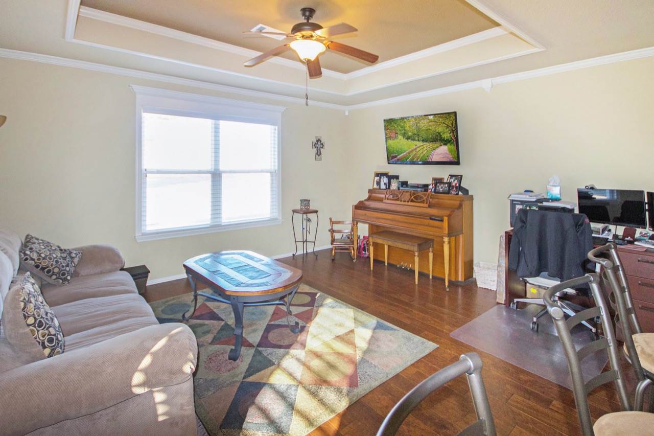 Parkwood Meadows - Residential