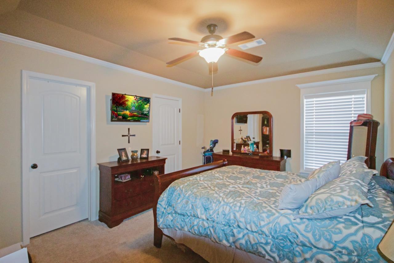 Parkwood Meadows - Residential