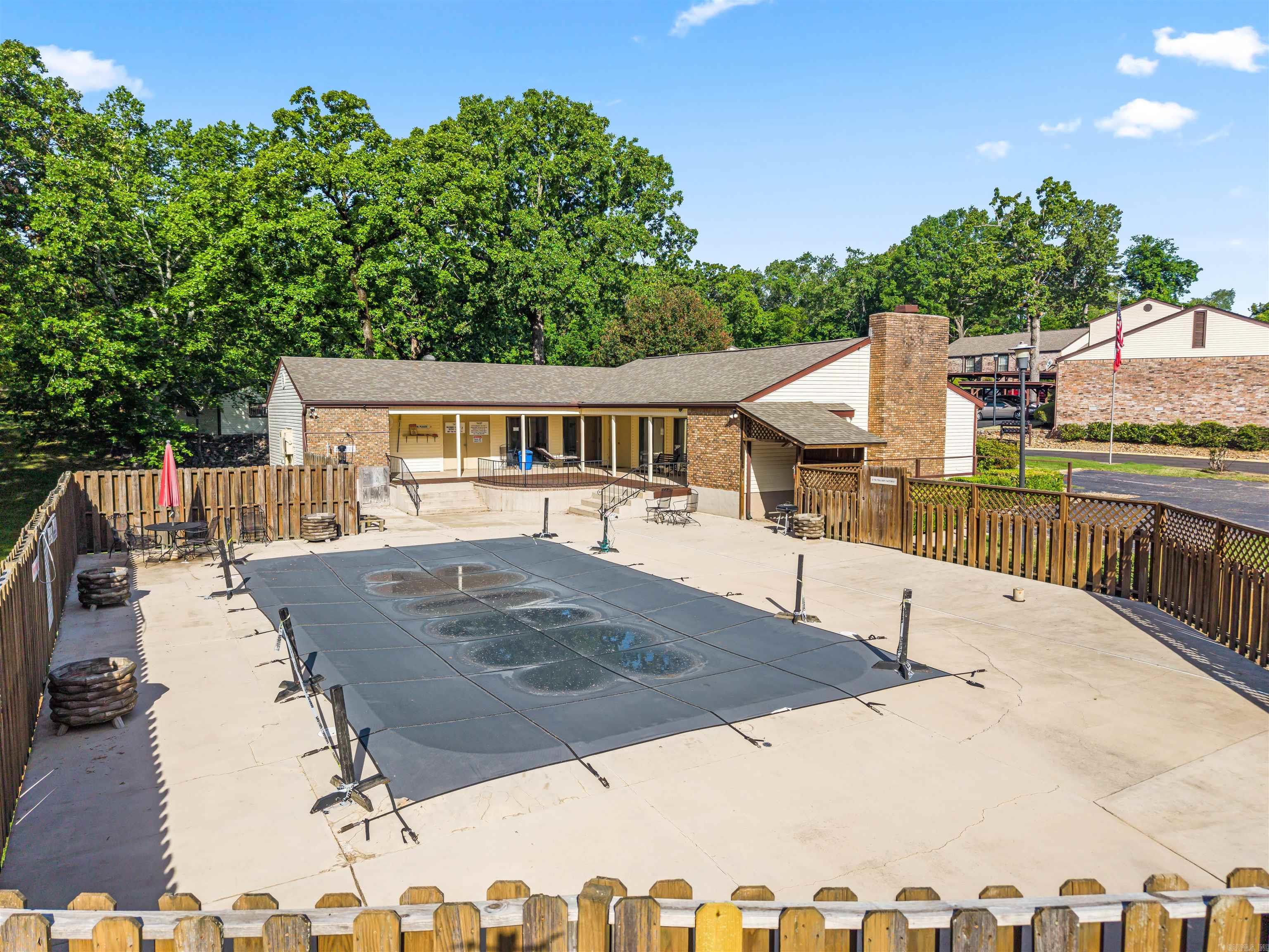 HUNTLEIGH WOODS HPR - Residential