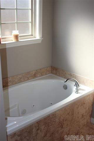Falcon Crest - Residential