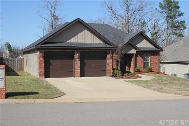 Falcon Crest - Residential