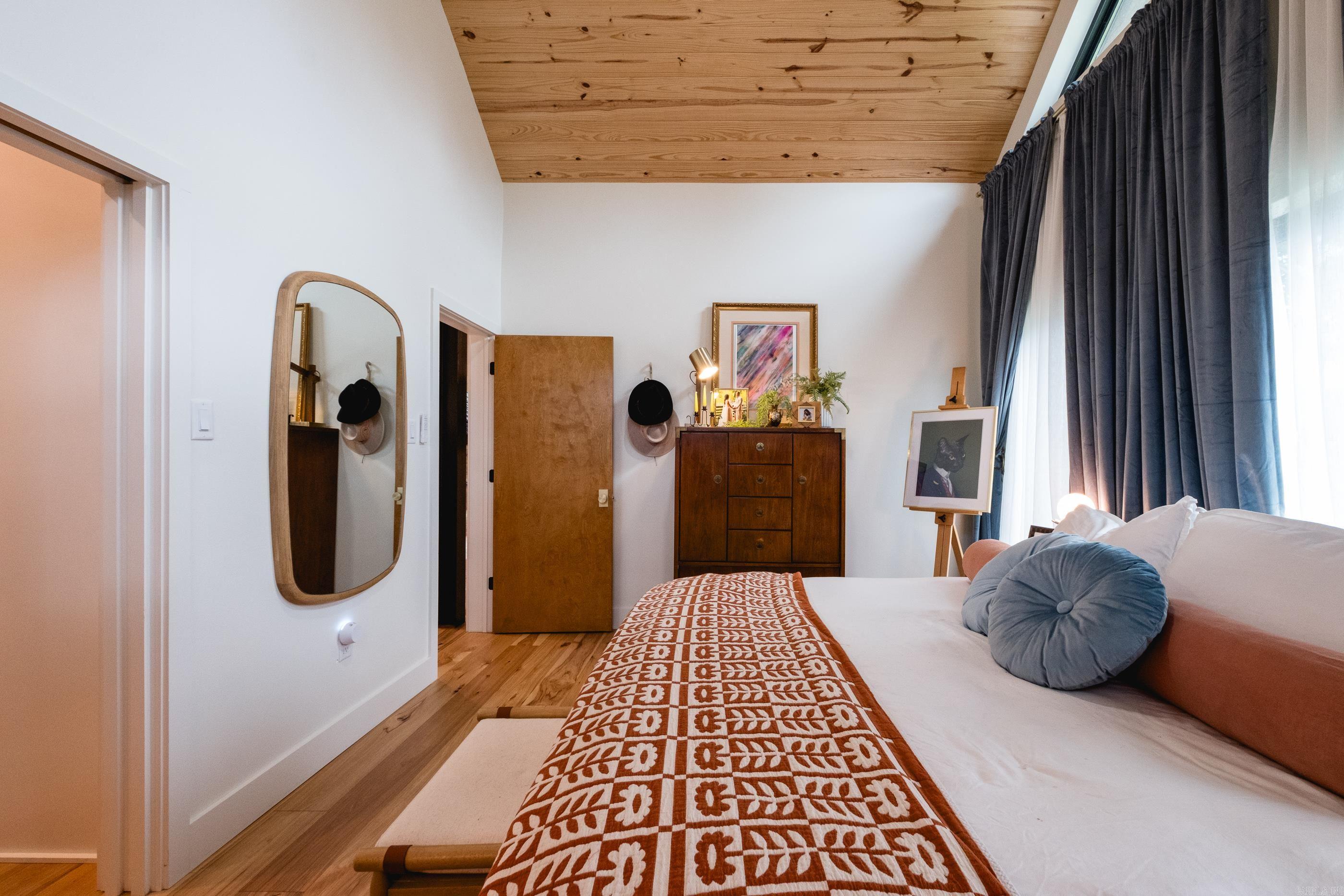 KINGWOOD PLACE - Residential